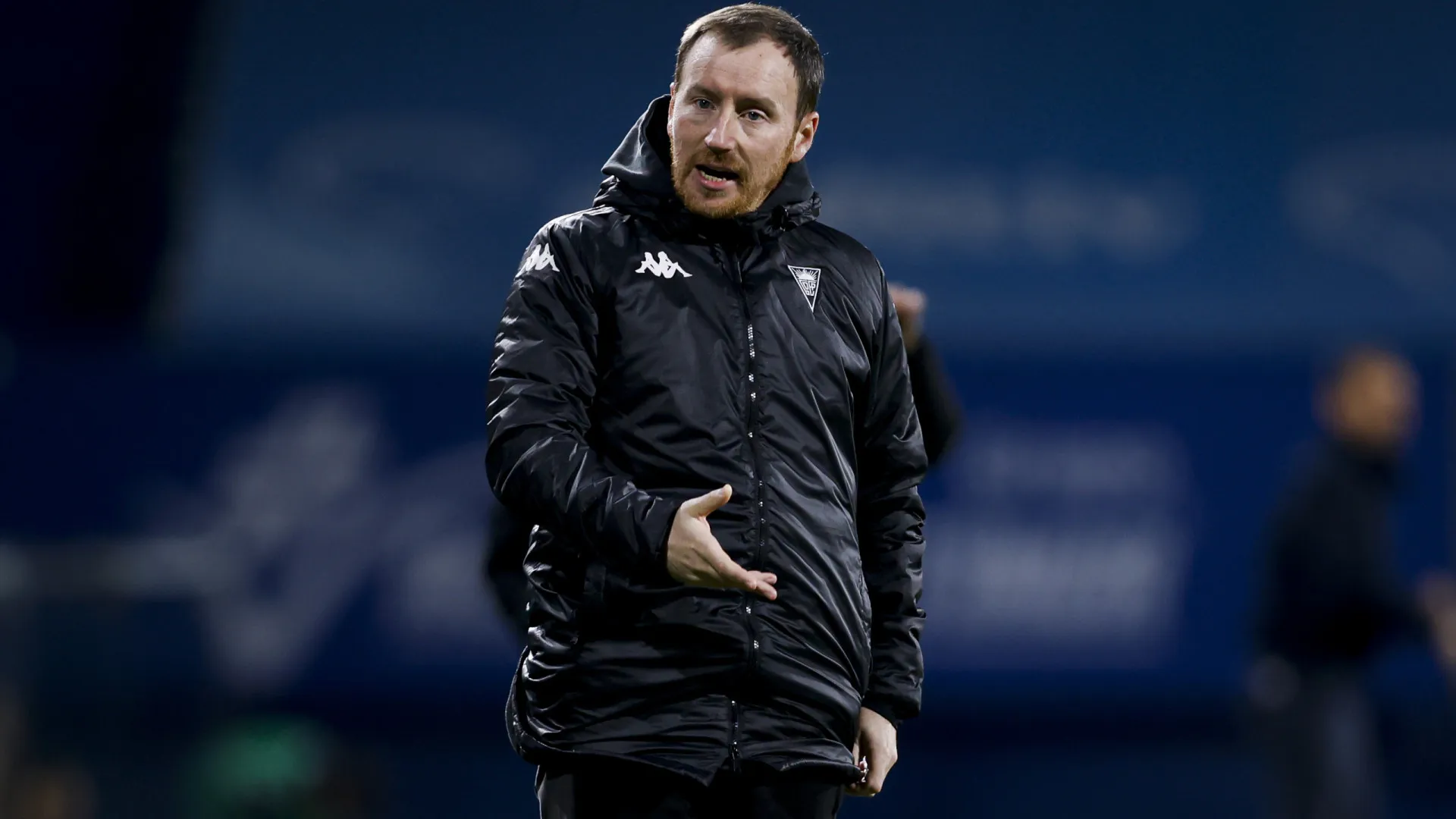 
                    Cathro quer Estoril focado em 