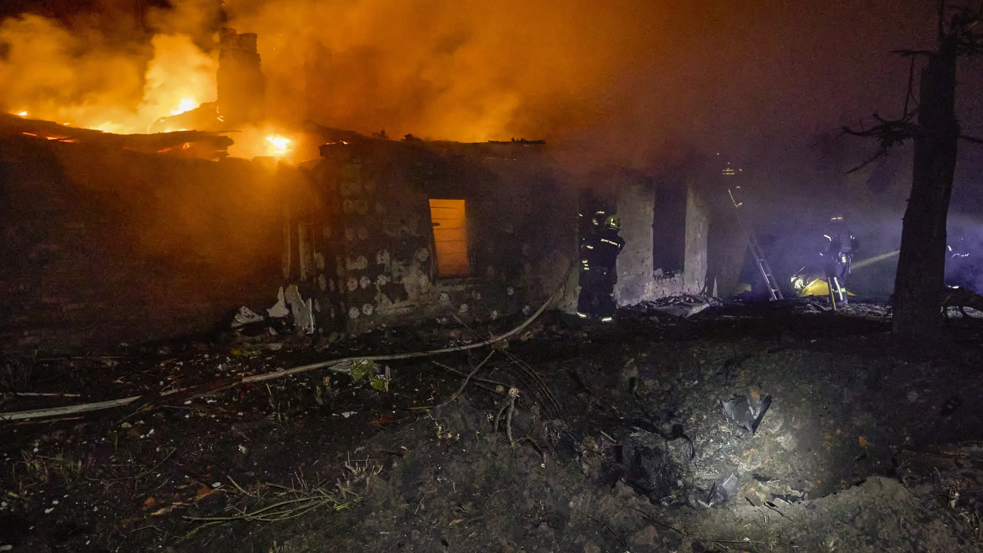 
                    Rússia ataca infraestruturas civis em três regiões com 162 drones
                