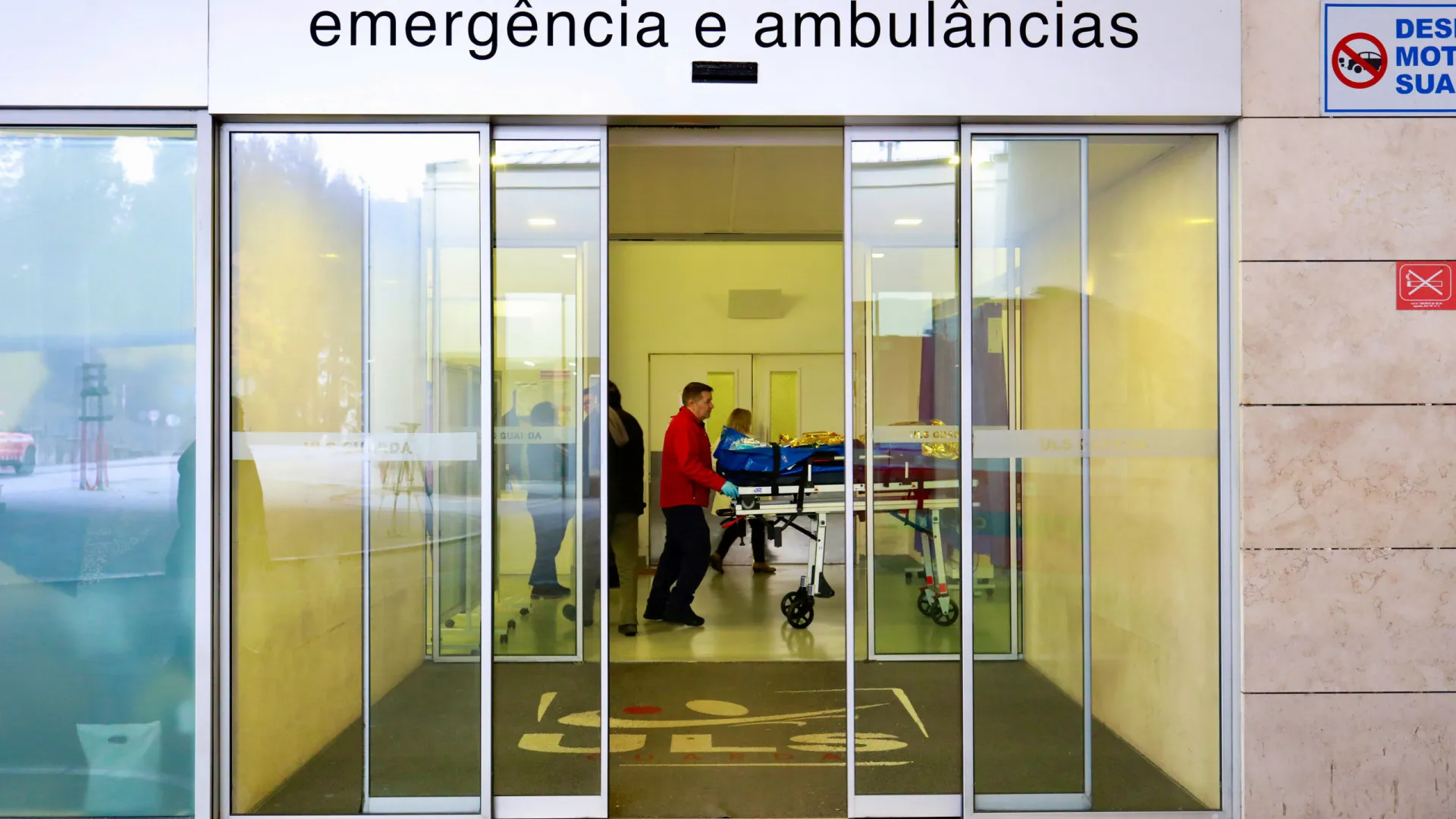 
                    Gripe: ULS da Guarda ativa fase 2 do plano de contingência nas Urgências
                