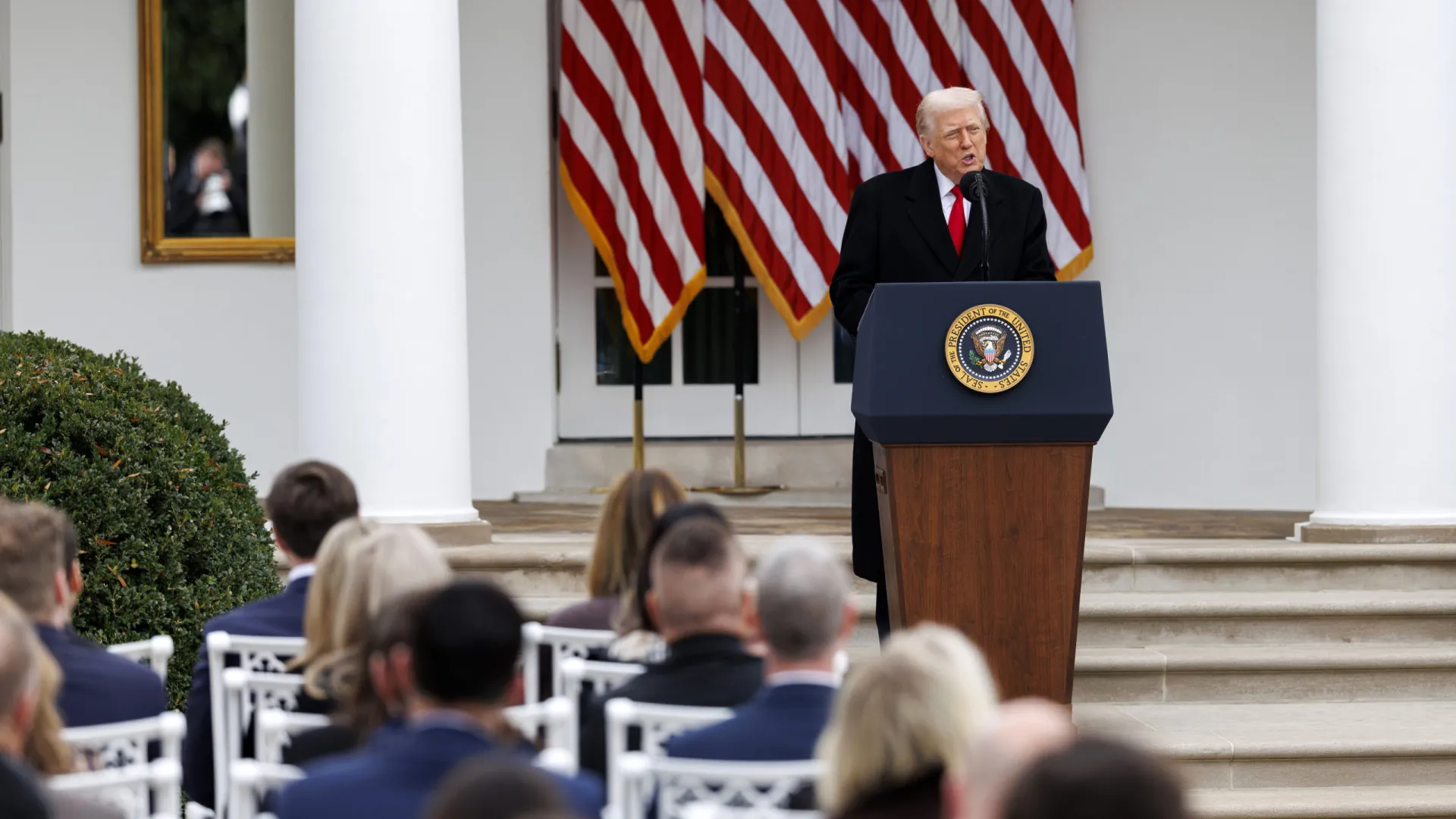 
                    Trump anuncia visita do enviado da Casa Branca a Moscovo
                