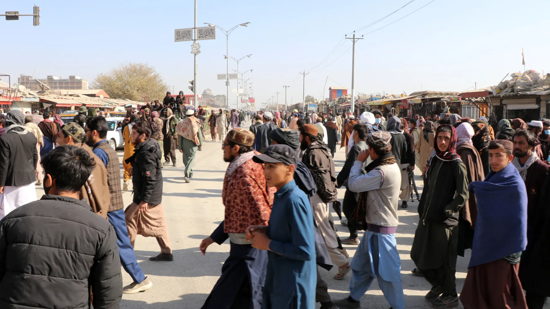 
                    ONU pede 250 milhões de euros para ajudar afegãos repatriados
                