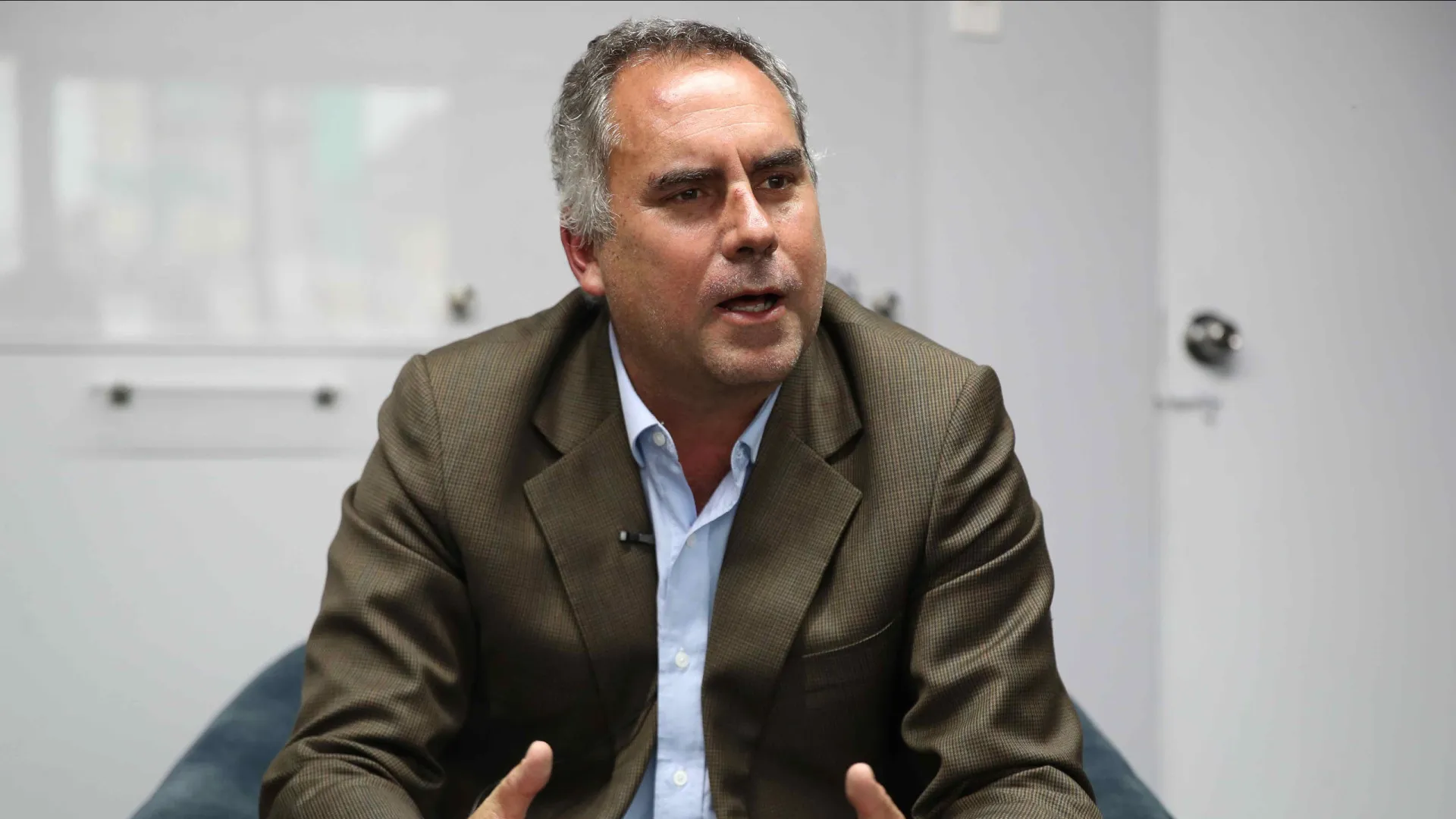 
                    Candidato à presidência do Peru promete revogar leis pró-crime
                