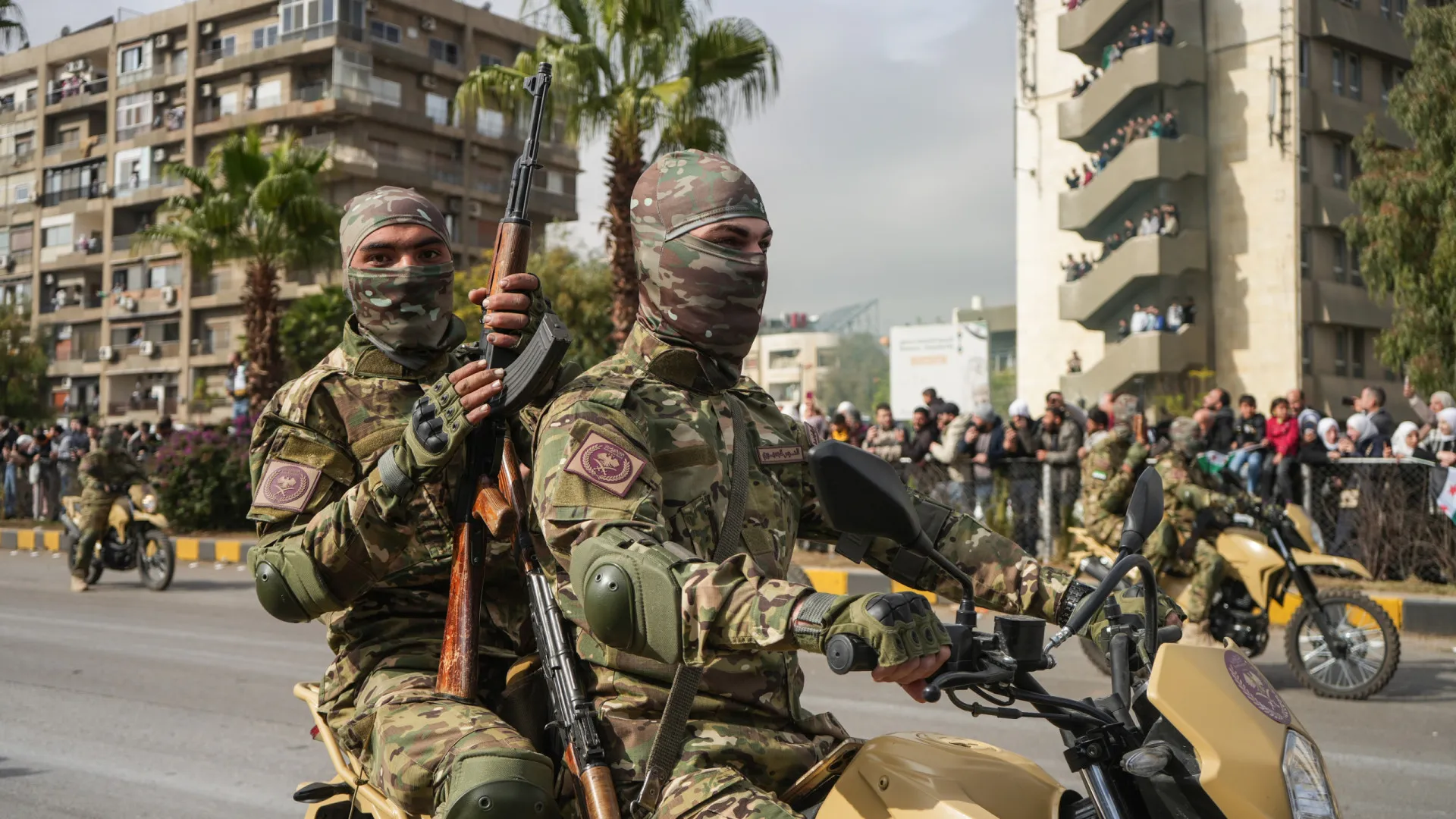 
                    Síria anuncia detenção do líder do Estado Islâmico em Damasco
                