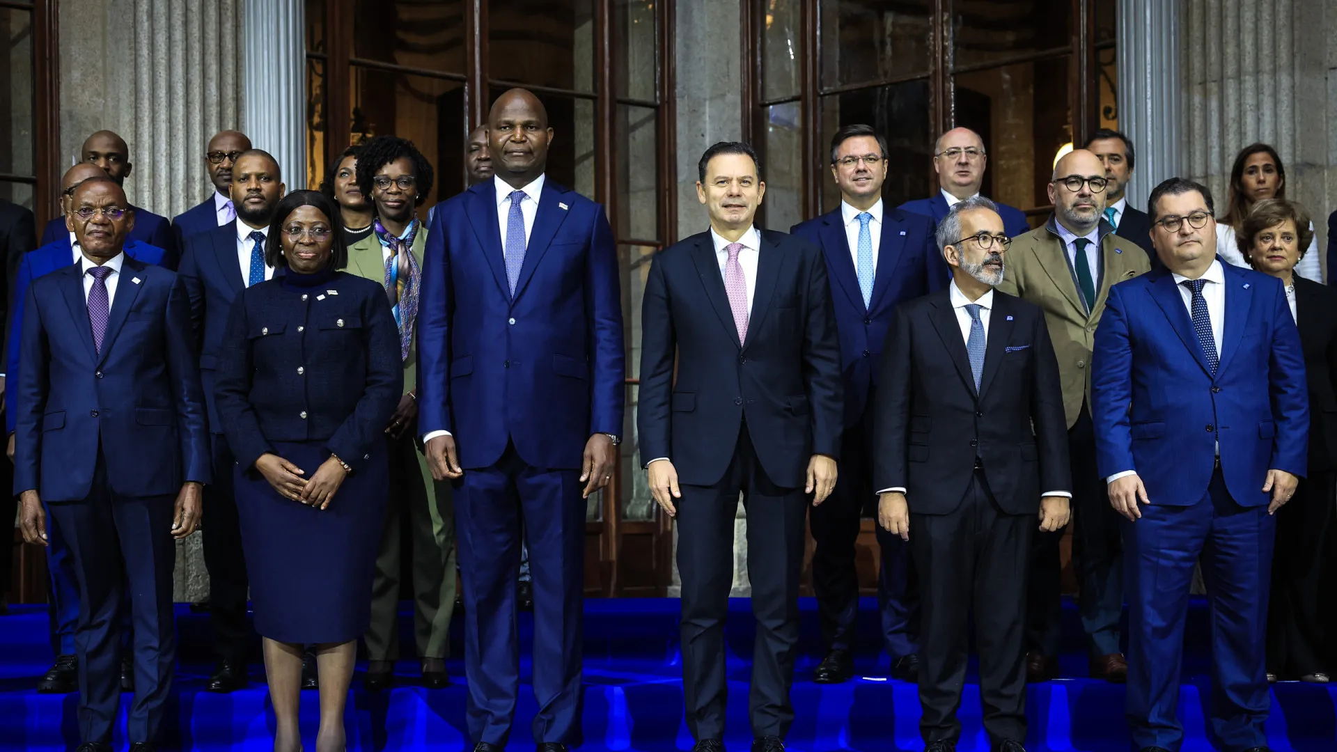 
                    Portugal e Moçambique 