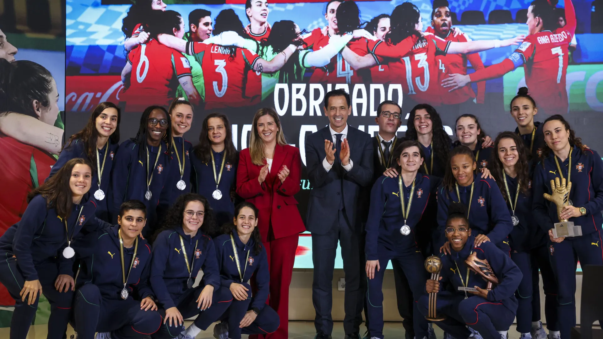 
                    Proença destaca orgulho na seleção feminina após prestação no Mundial
                