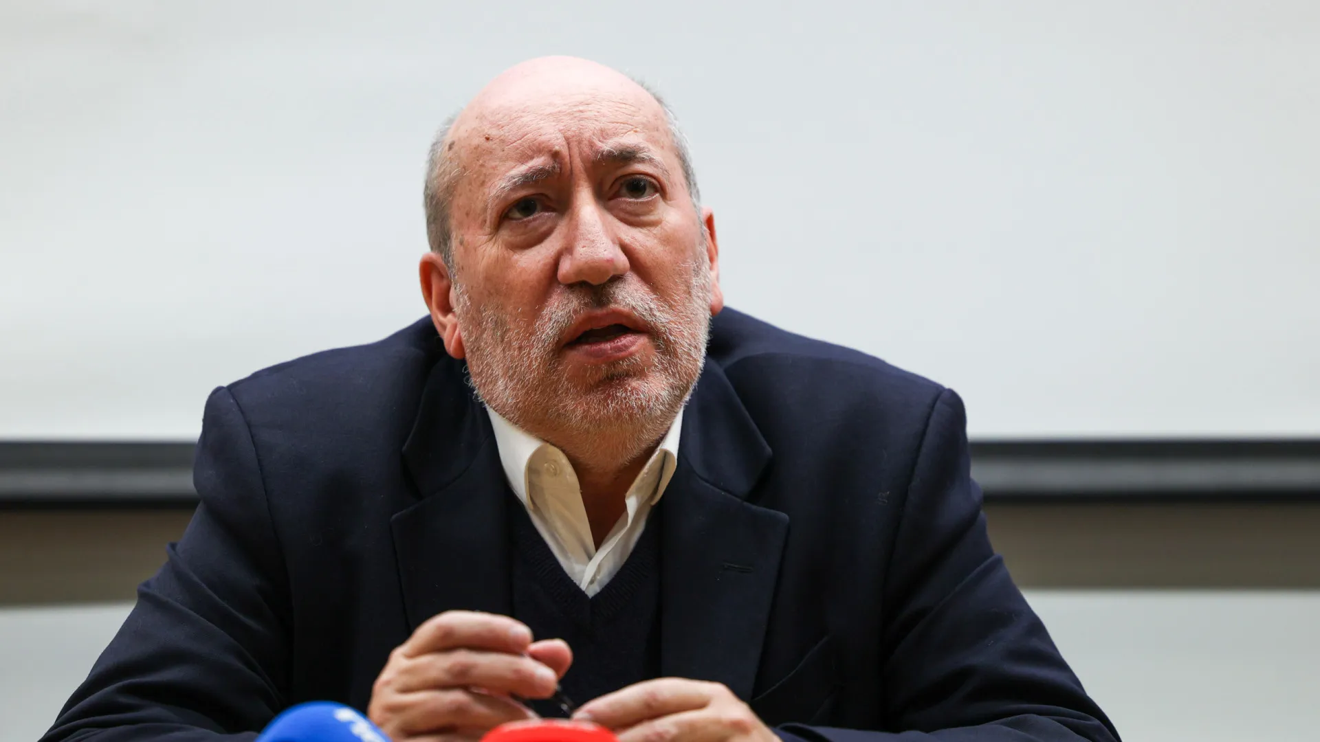 
                    António Filipe acusa PM de usar salário mínimo para desmobilizar greve
                