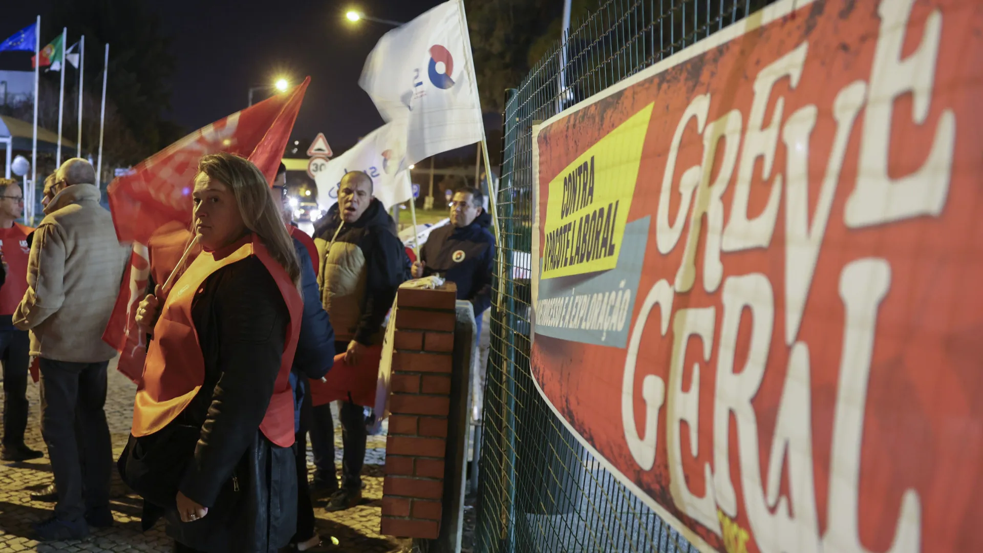 
                    Pré-avisos de greve recuam 23,7% em 2025 para mínimo desde 2020
                