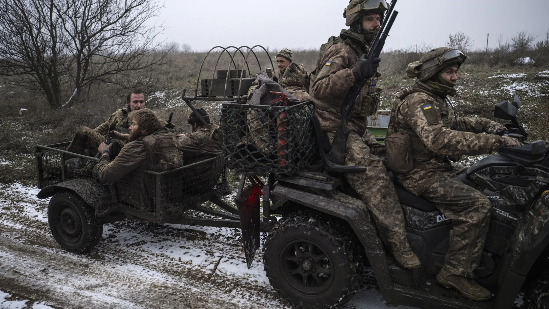 
                    Moscovo apela a Kyiv para que aceite retirada de tropas de Donetsk
                