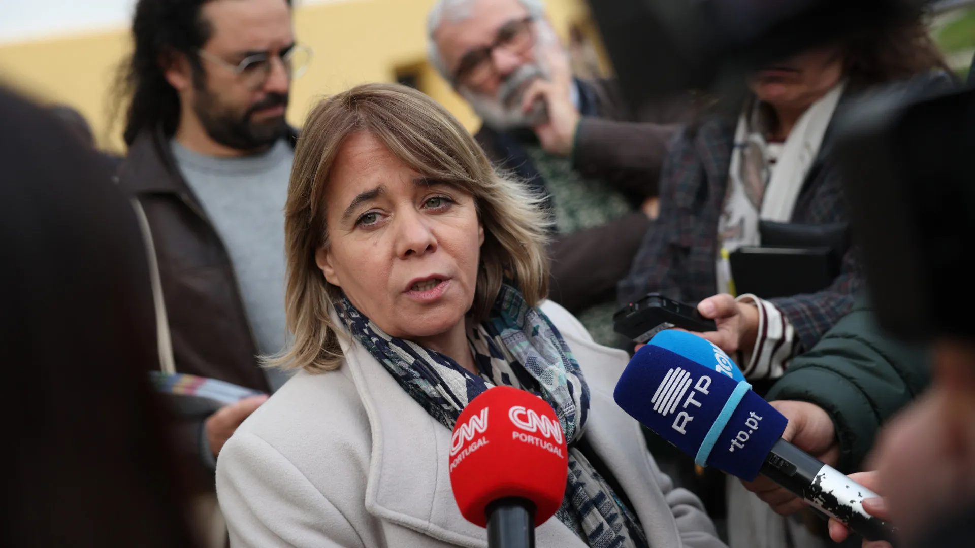 
                    Catarina Martins critica afirmações 