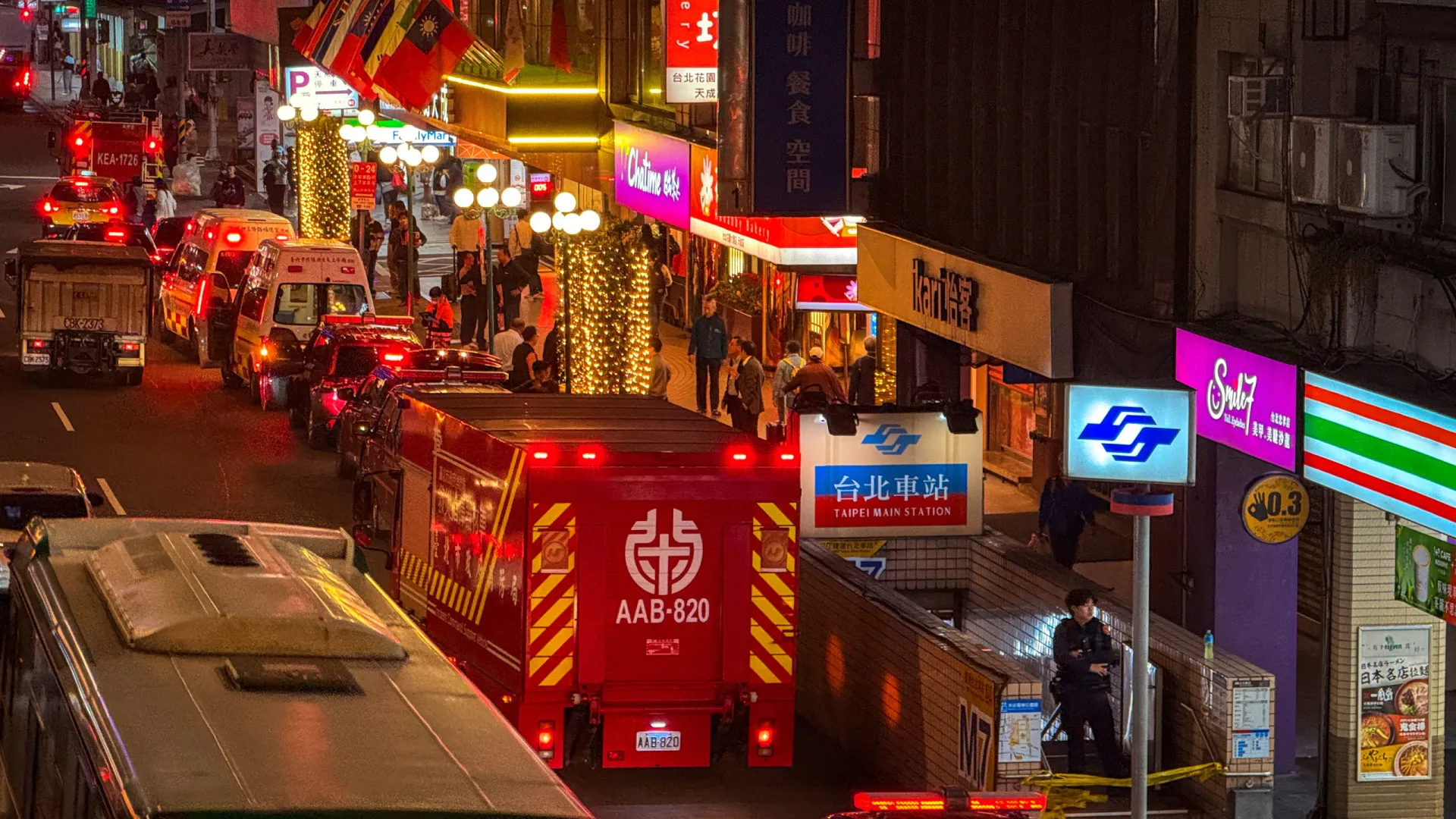 
                    Pelo menos oito feridos em ataques no metro em Taiwan
                