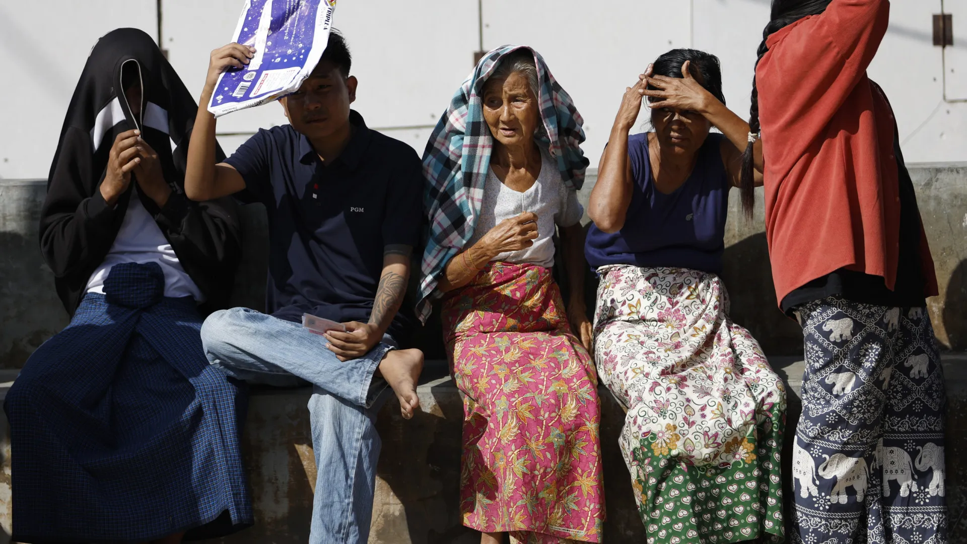 
                    Junta militar de Myanmar liberta mais de seis mil prisioneiros em amnistia anual
                