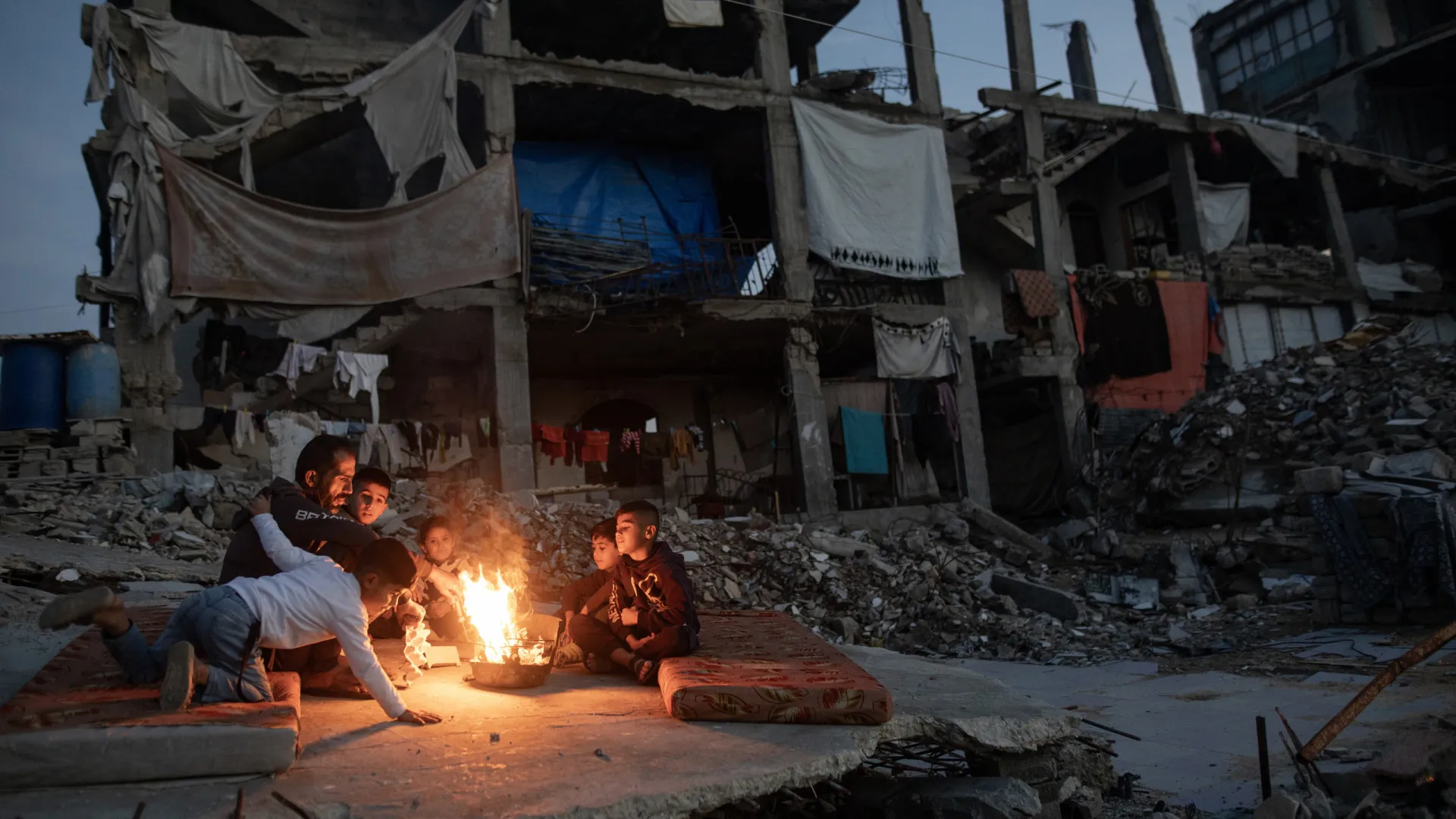 
                    Autoridades de Gaza denunciam duas mortes em ataques israelitas em 24h
                