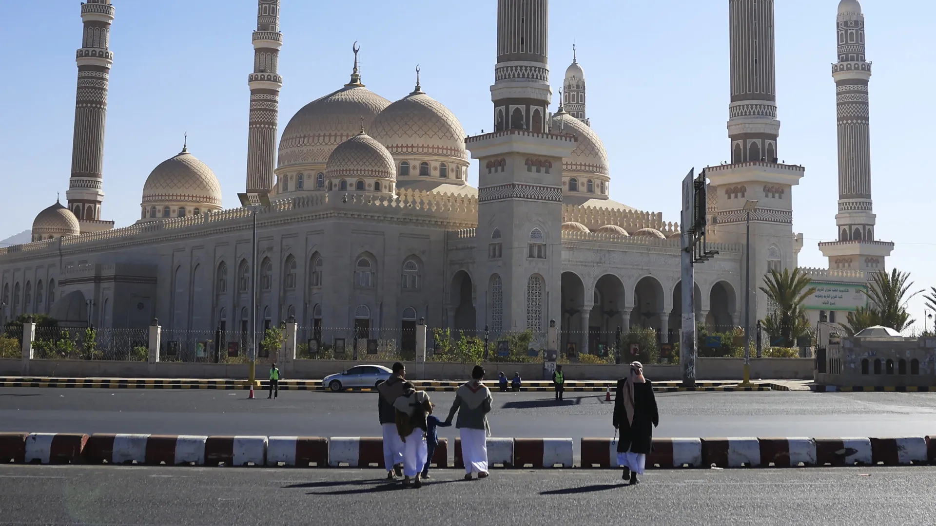 
                    Iémen confirma pedido para cimeira com separatistas do Sul em Riade
                