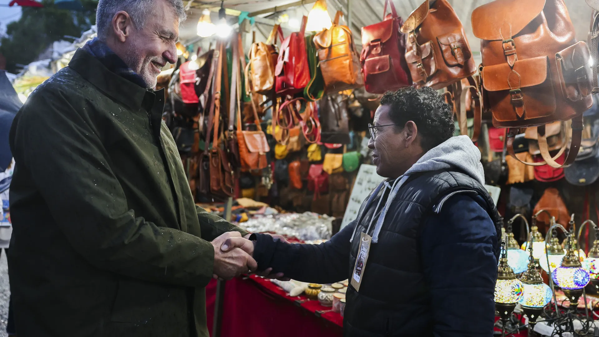 
                    Gouveia e Melo diz que vetaria reforma laboral: 
