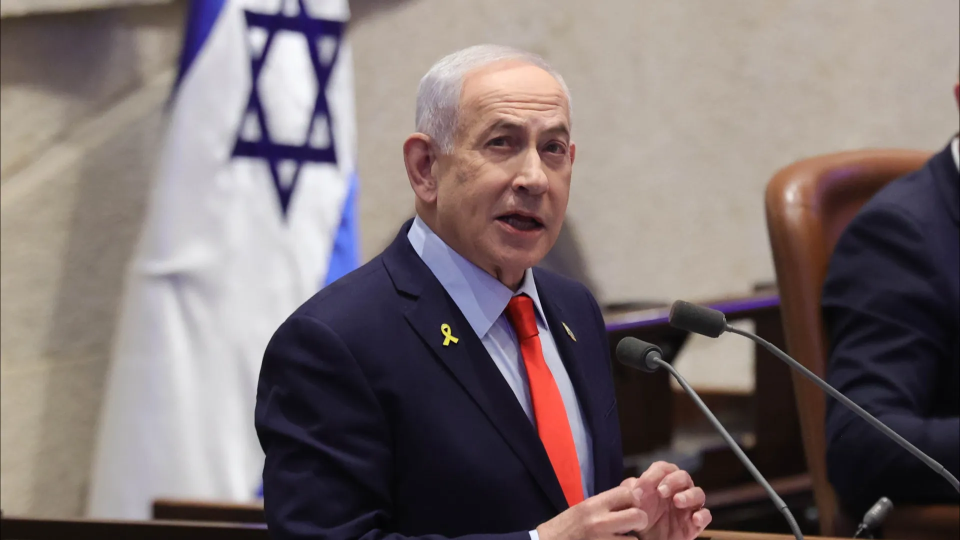 
                    Netanyahu espera que Irão 