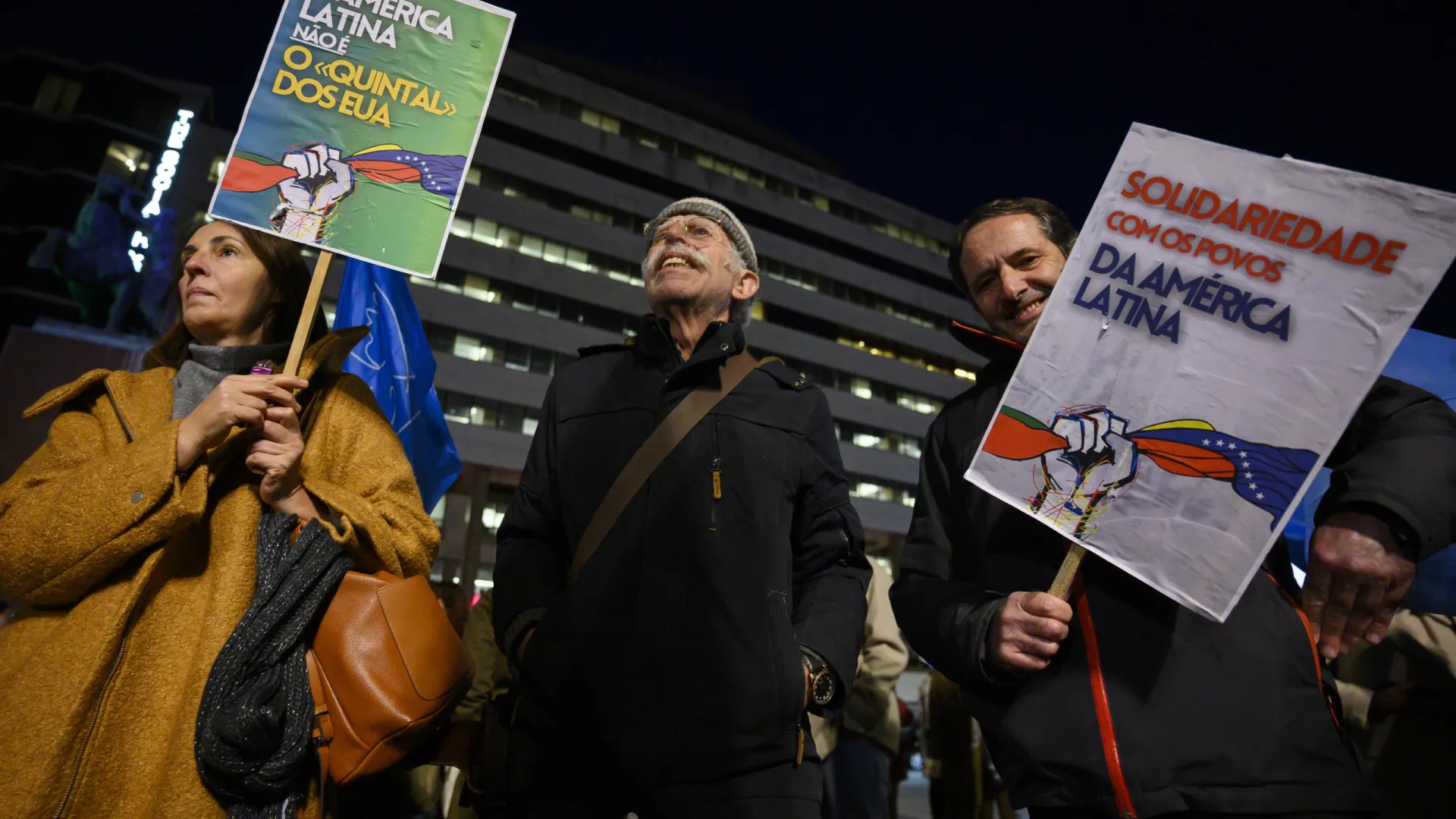 
                    Protesto no Porto contra 