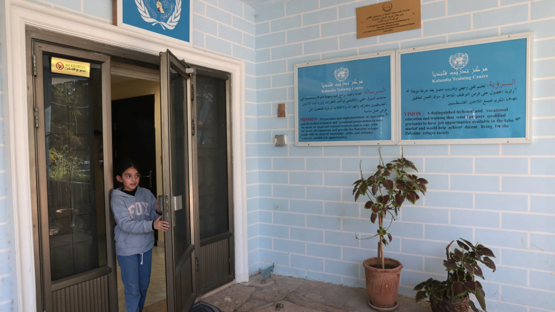 
                    Guterres acusa Israel de entrada ilegal em centro de saúde da UNRWA
                