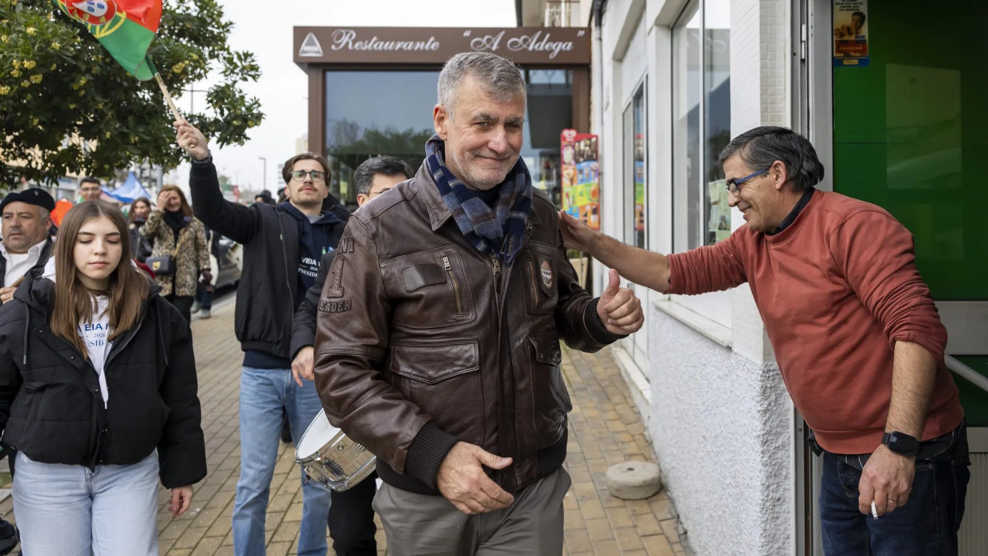 
                    Gouveia e Melo diz que ex-combatentes foram tratados de forma indigna
                