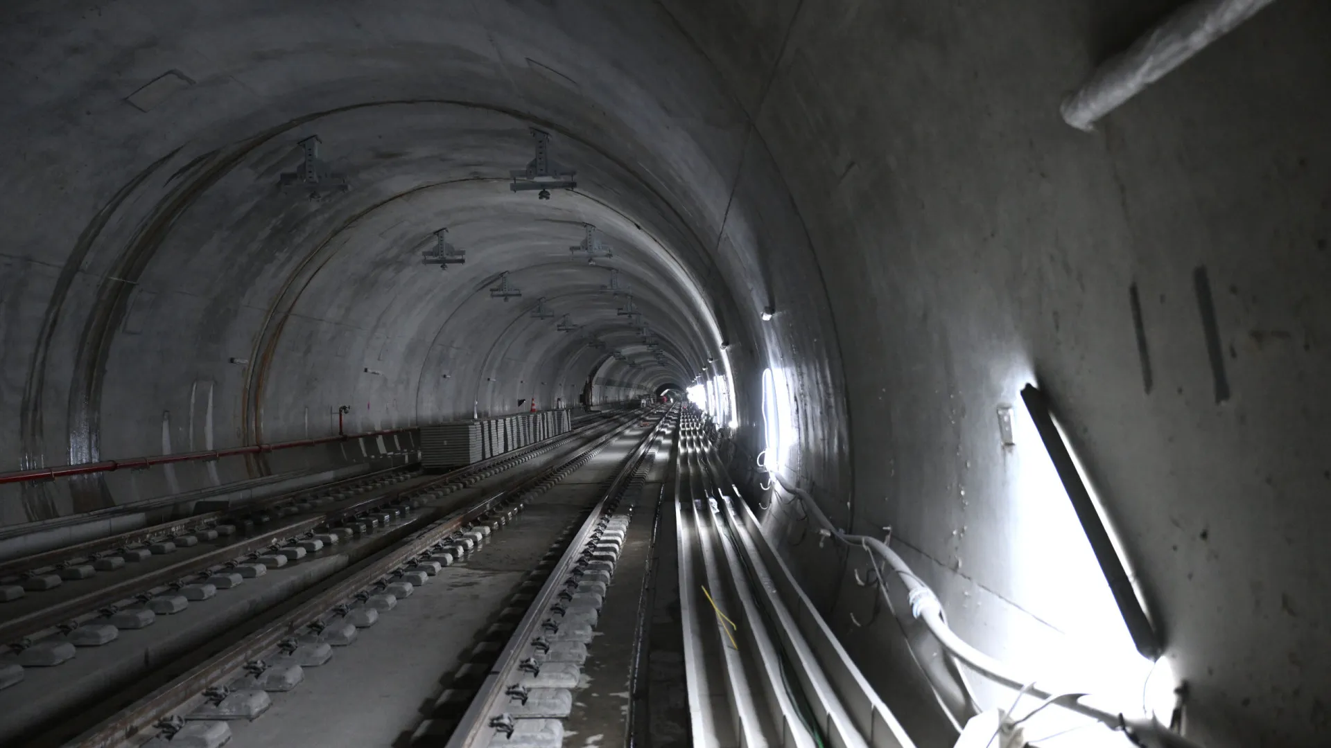 
                    Linha Rosa do Metro do Porto estará operacional até março de 2027
                