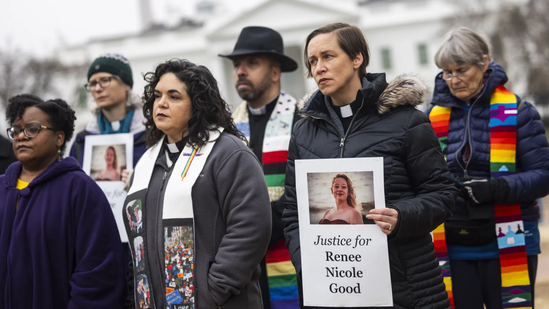 
                    HRW diz que morte de mulher por agentes em Minneapolis é 