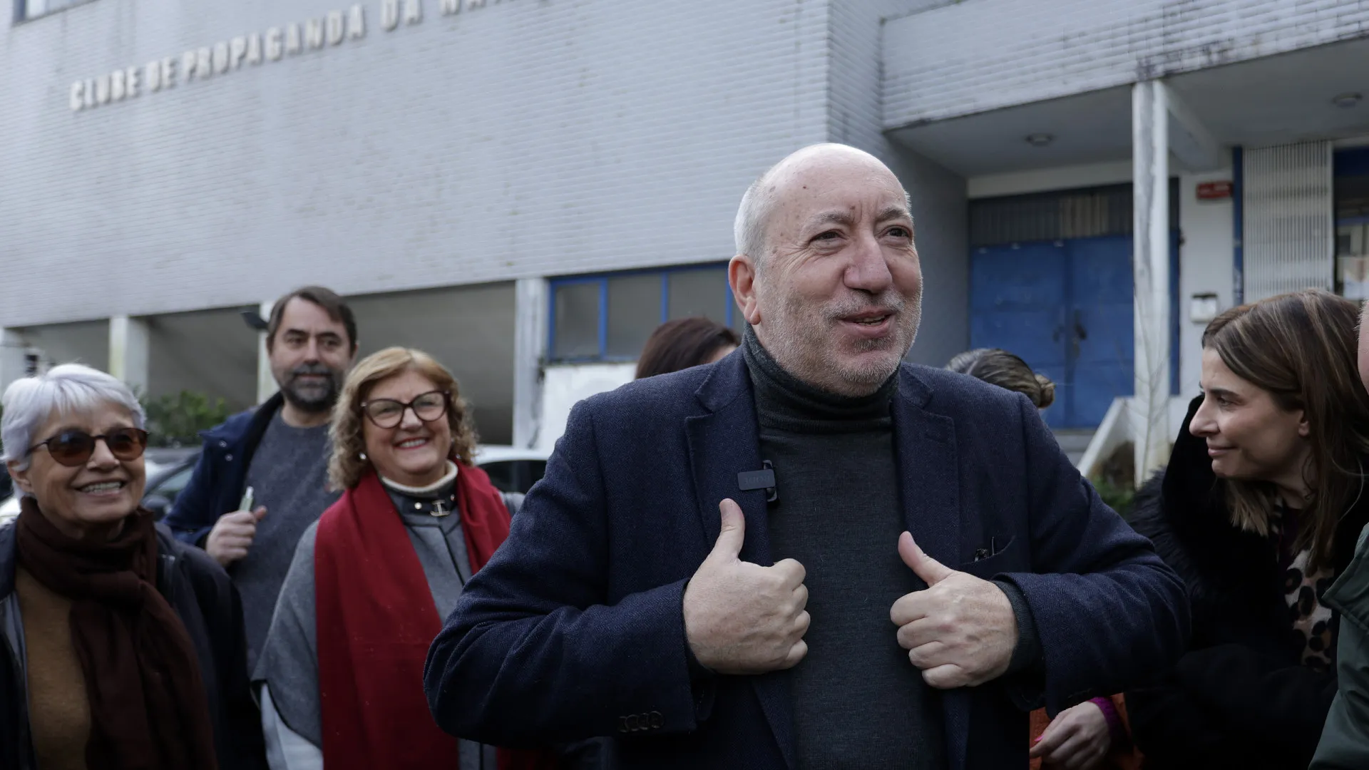 
                    António Filipe recusa ser acusado de impedir a convergência à Esquerda
                