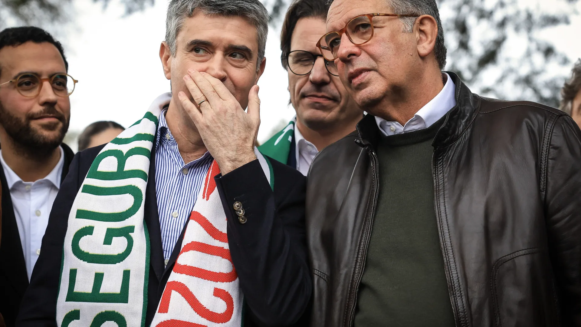 
                    Carneiro acusa Cotrim de impreparação e Ventura de romper com Constituição
                