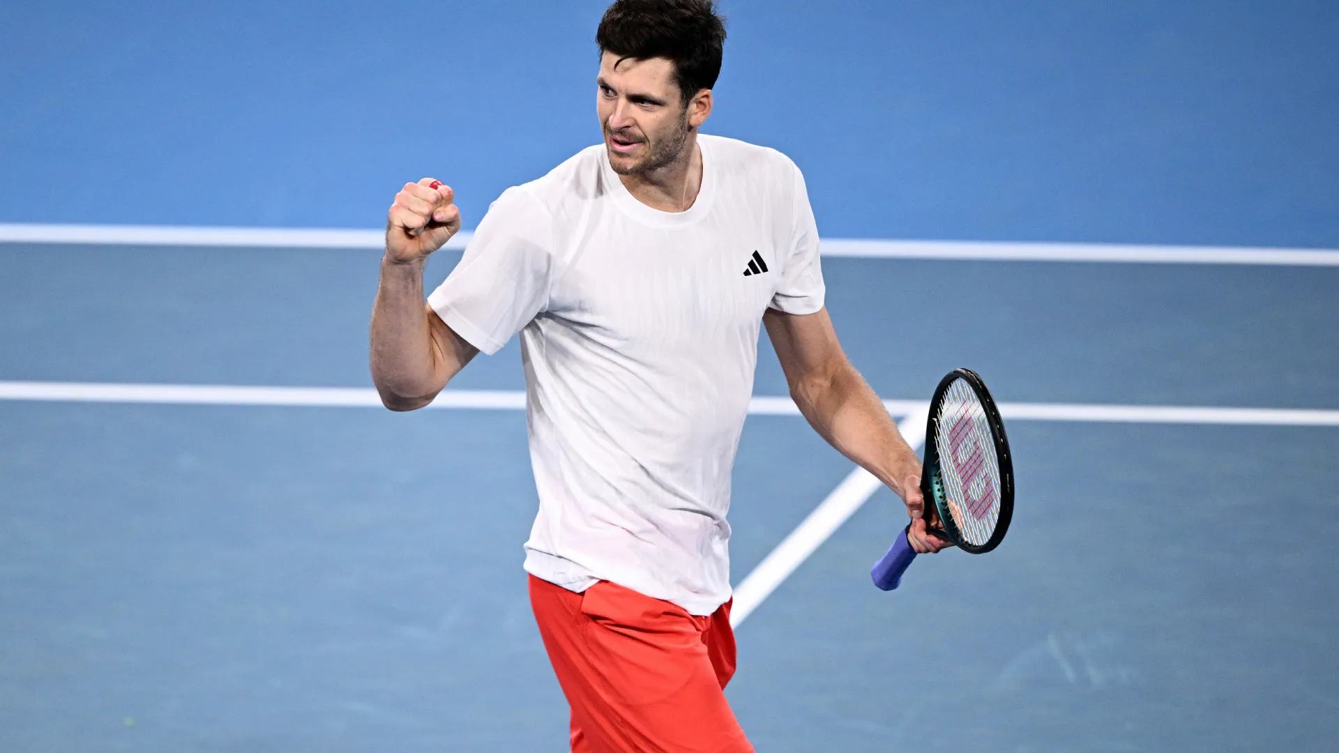 
                    Polónia liderada por Hubert Hurkacz conquista United Cup
                