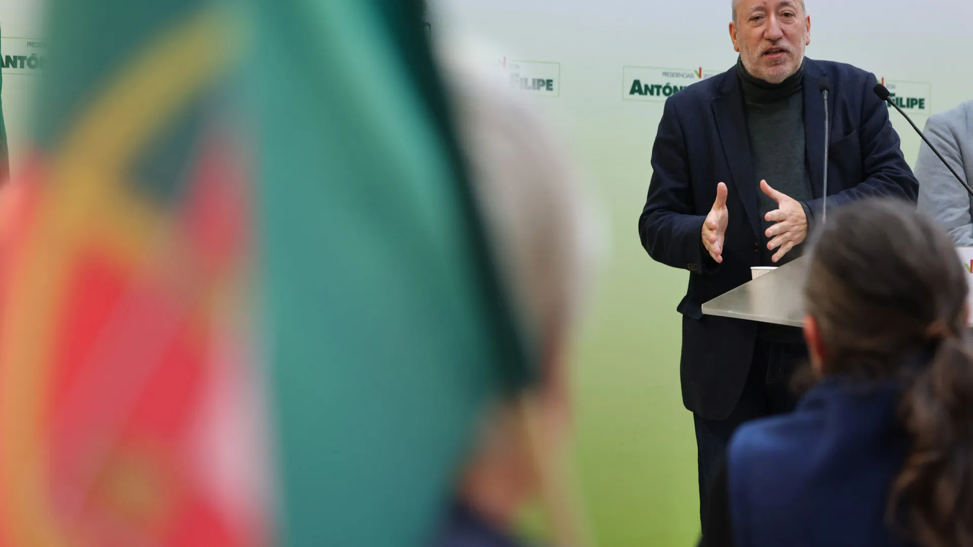 
                    António Filipe diz que não há regionalização devido a acordo entre PS e PSD
                