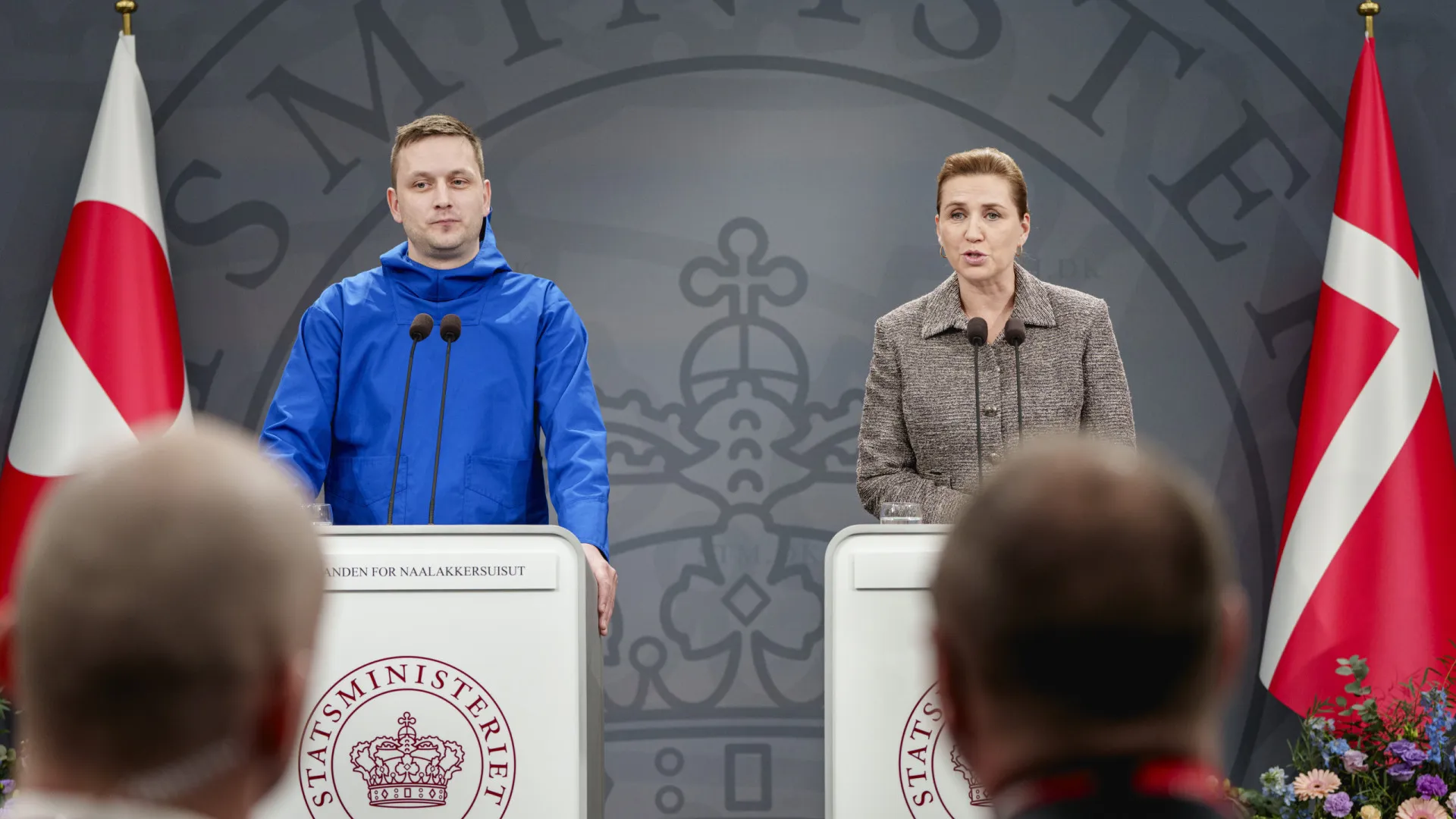 
                    Gronelândia? Primeira-ministra dinamarquesa em 