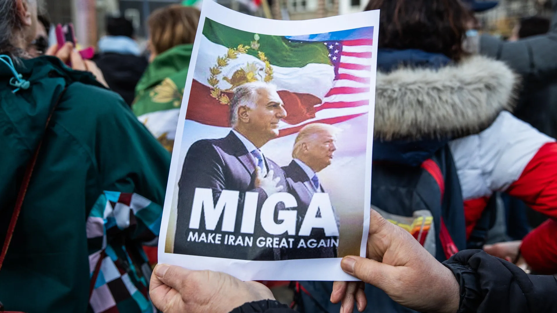 
                    EUA impõem novas sanções a autoridades por repressão a protestos no Irão
                