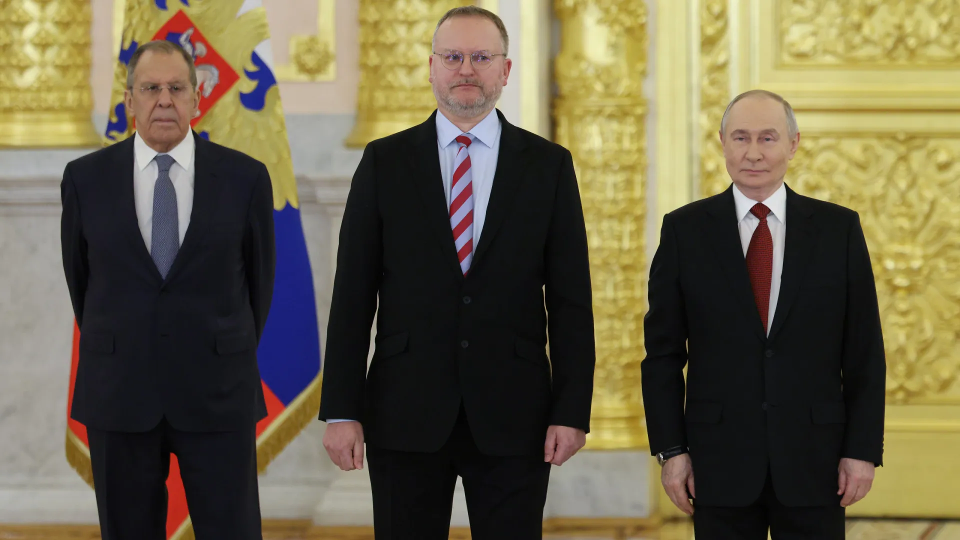 
                    Putin diz querer voltar a diálogo 