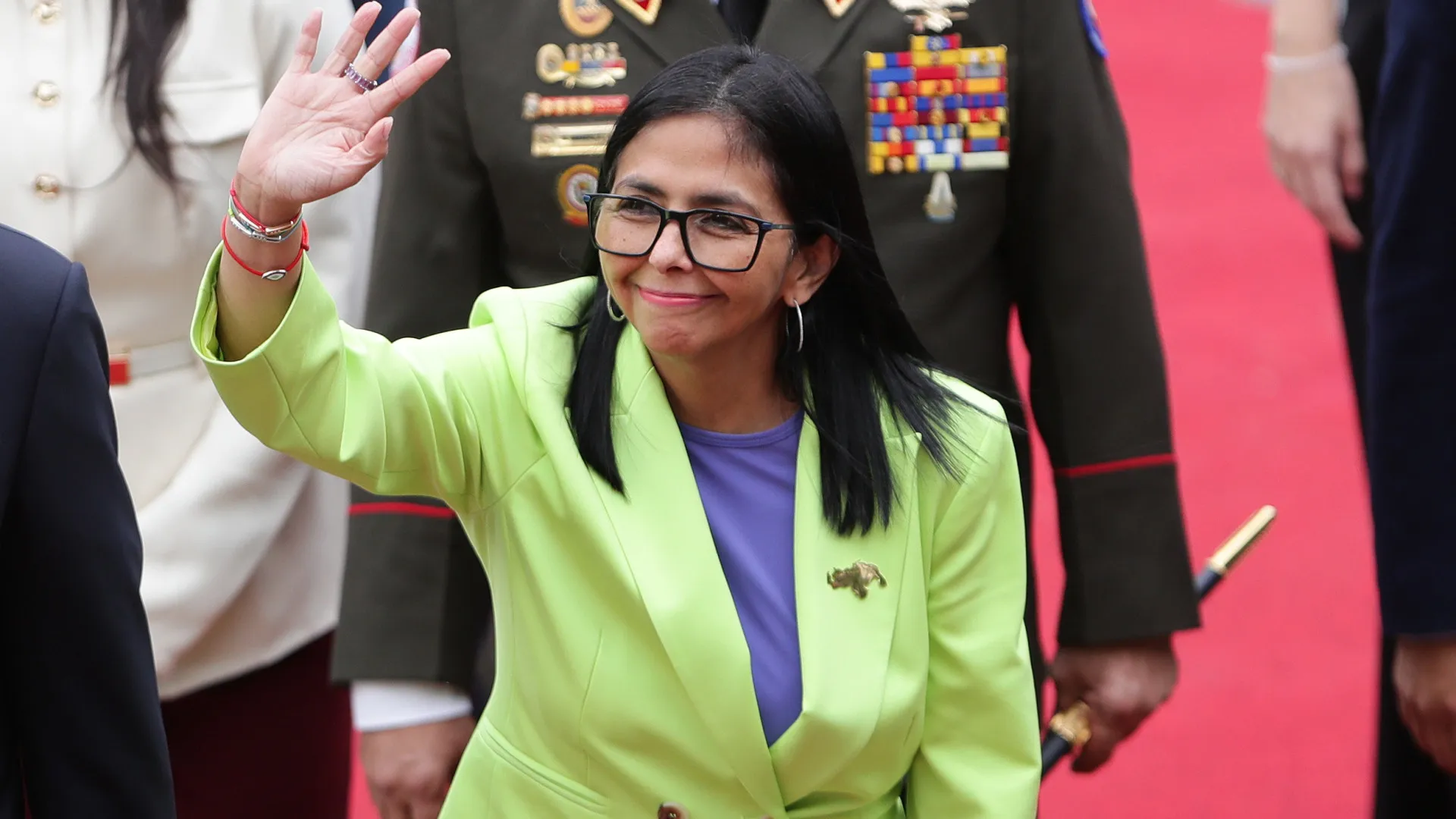 
                    Delcy Rodríguez quer tornar a Venezuela numa 