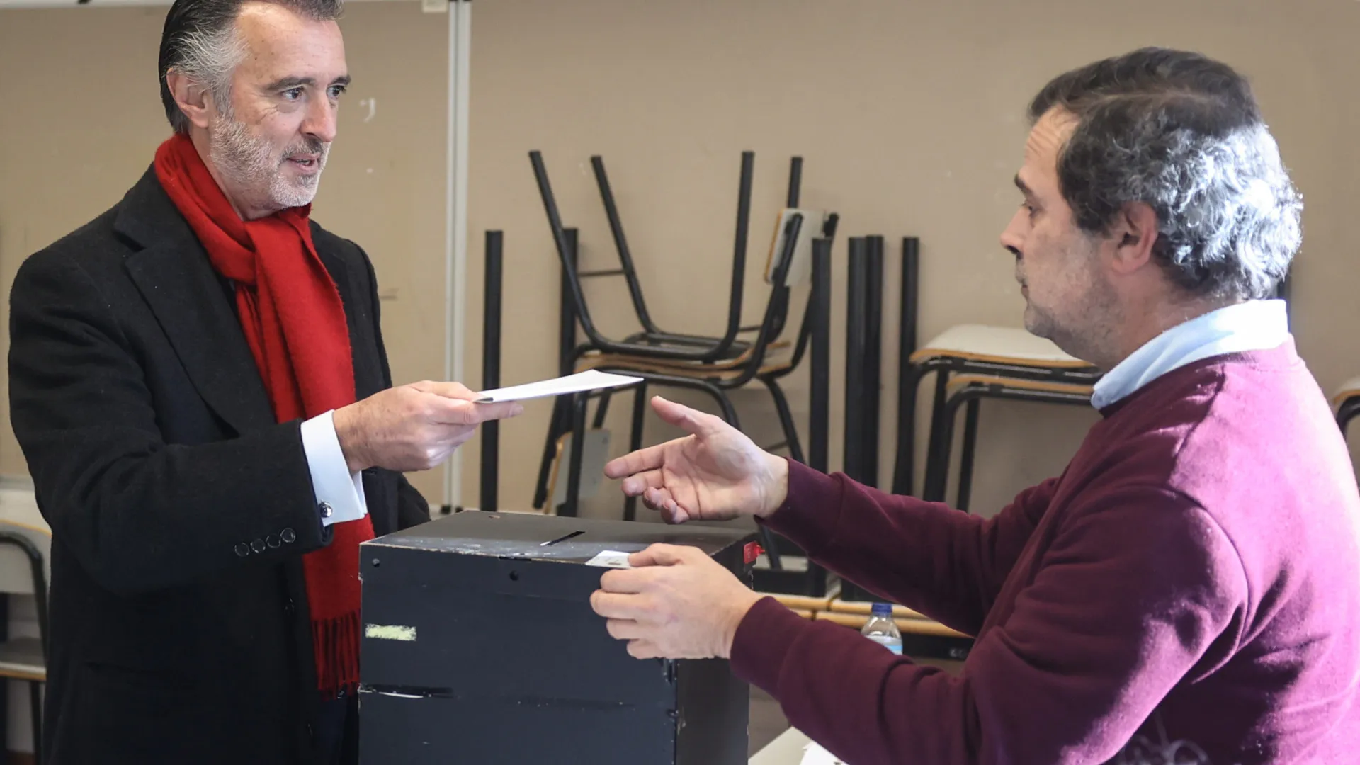 
                    Cotrim Figueiredo pede aos portugueses para irem votar: 