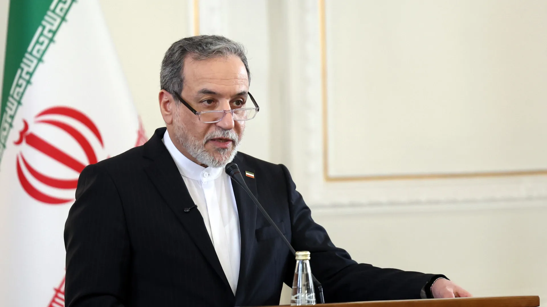 
                    Conselho de Segurança Nacional do Irão aceita cessar-fogo de 2 semanas
                