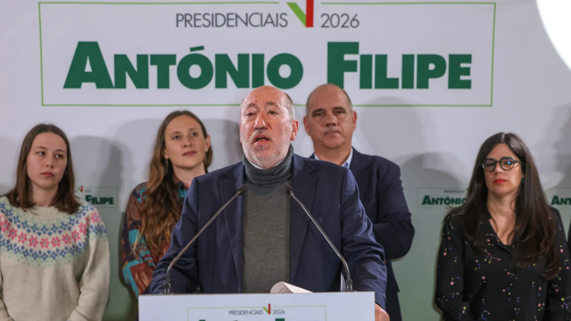 
                    António Filipe com pior resultado de um candidato apoiado pelo PCP
                