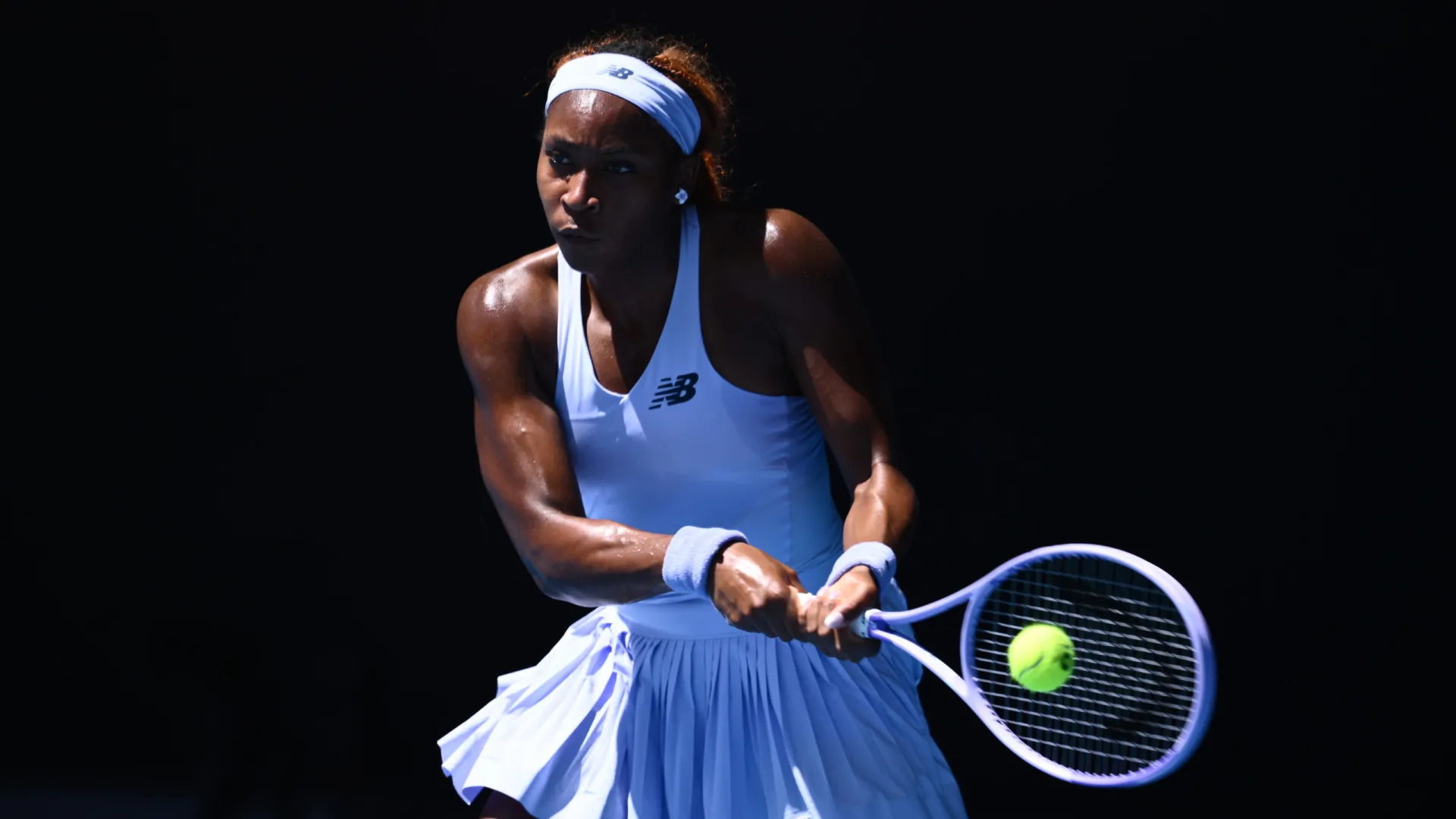 
                    Coco Gauff segue no Open da Austrália após derrotar Kamilla Rakhimova
                