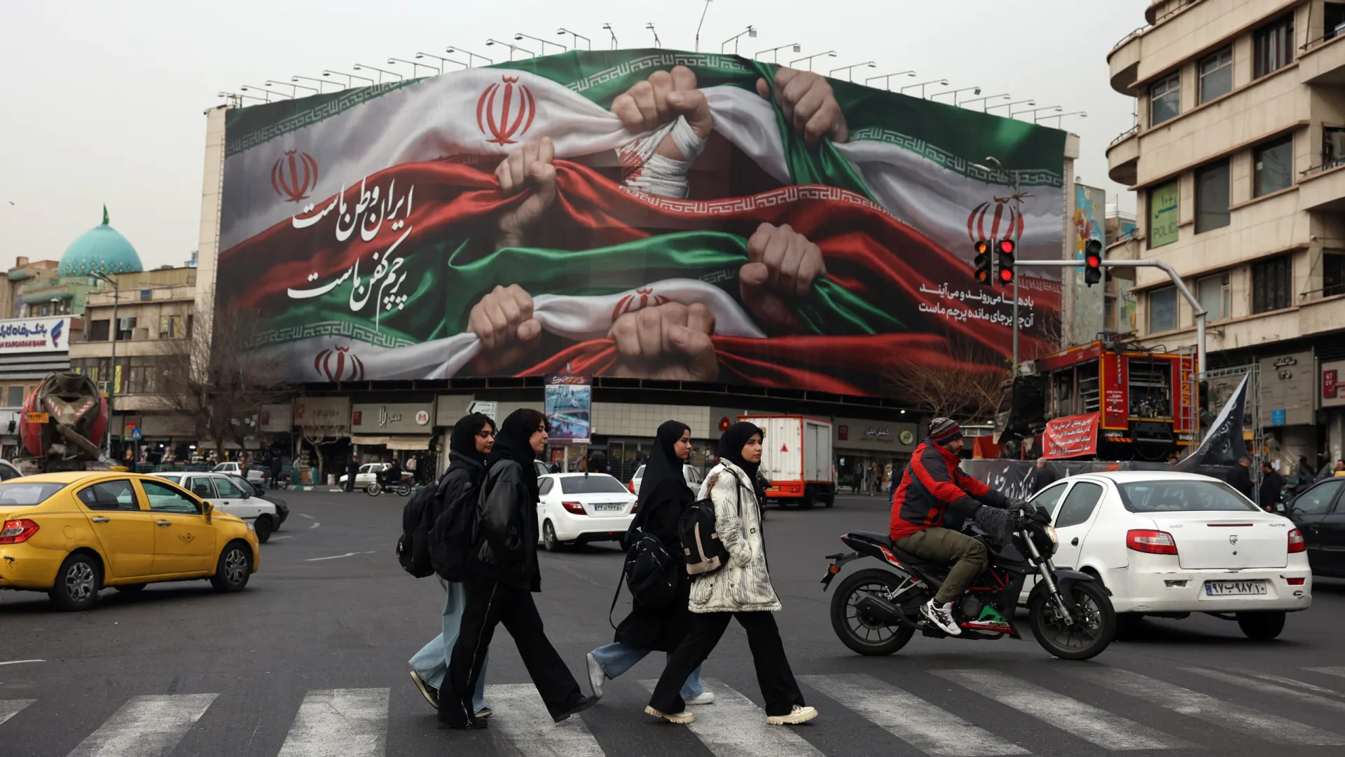 
                    Chefe da polícia iraniana faz ultimato aos participantes nos protestos
                