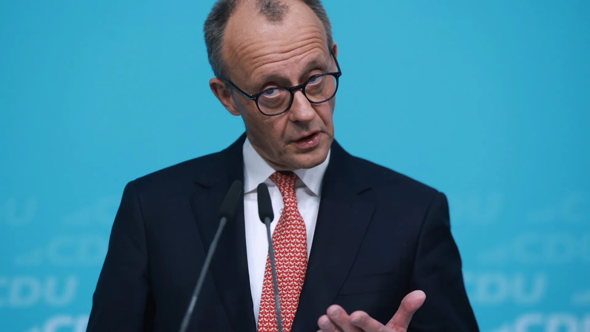 
                    Alemanha avisa que tarifas de Trump prejudicariam EUA e Europa
                