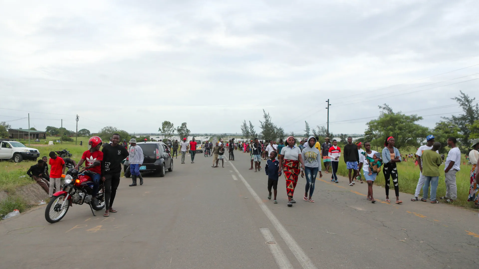 
                    Sobe para 122 o número de mortos nas cheias em Moçambique
                