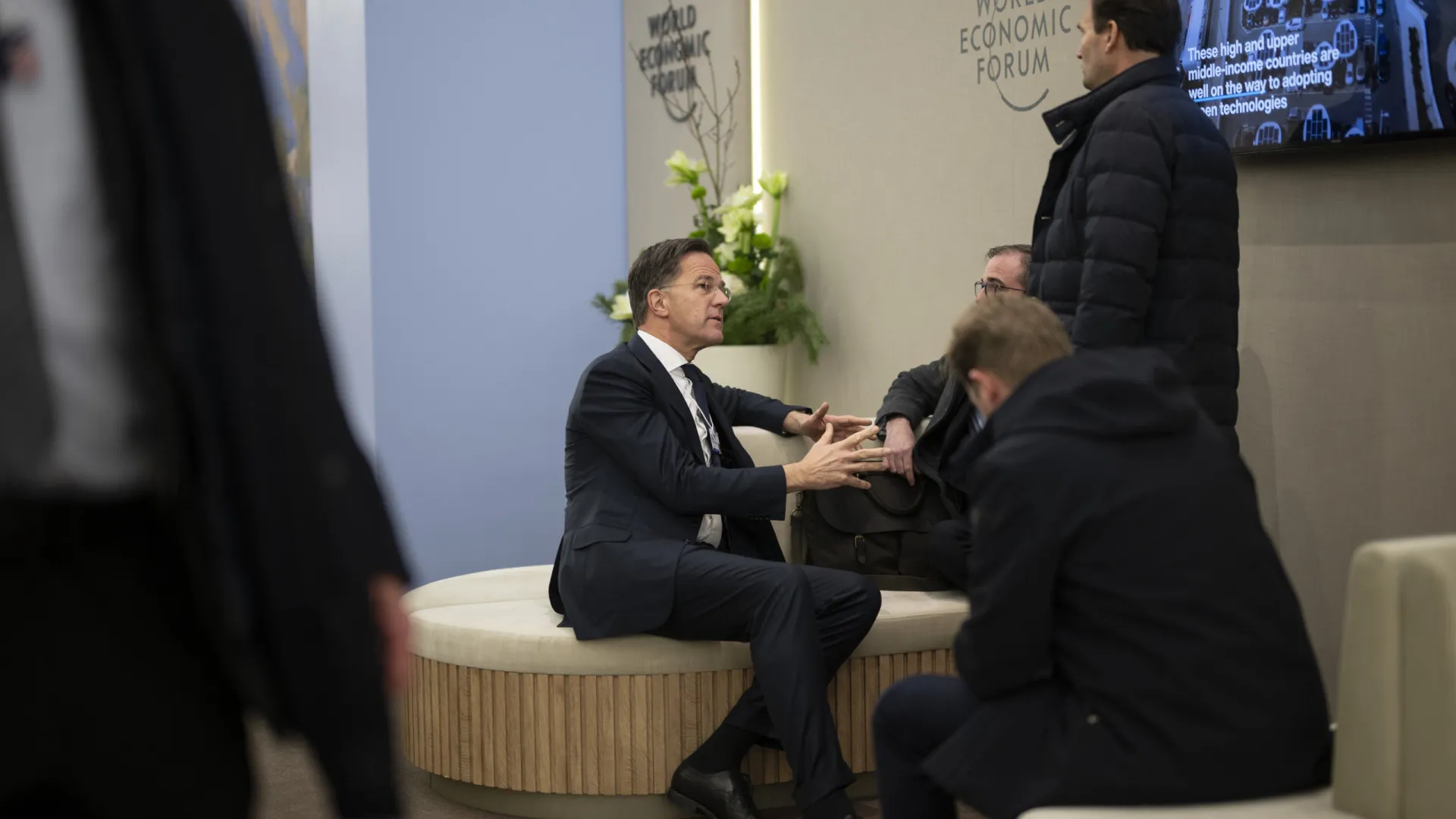 
                    Acordo NATO-EUA visa impedir acesso russo e chinês à Gronelândia
                