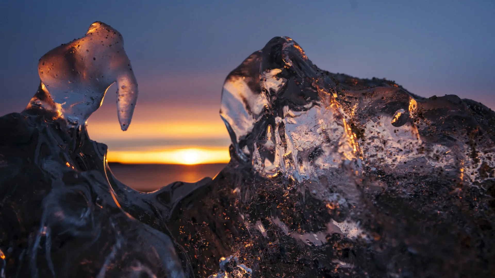 
                    Expedição vai analisar degelo na Gronelândia durante dois meses
                