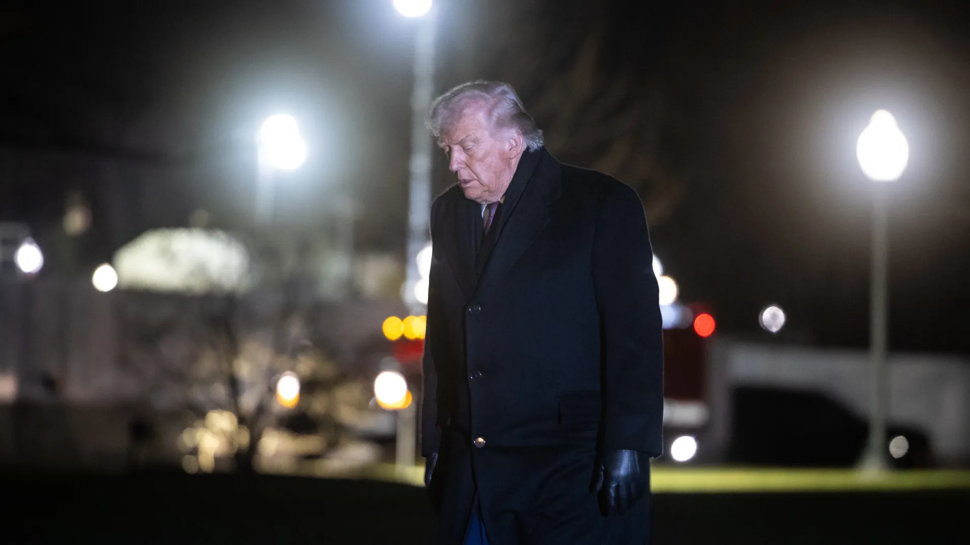 
                    Após mais uma morte, Trump acusa democratas de 