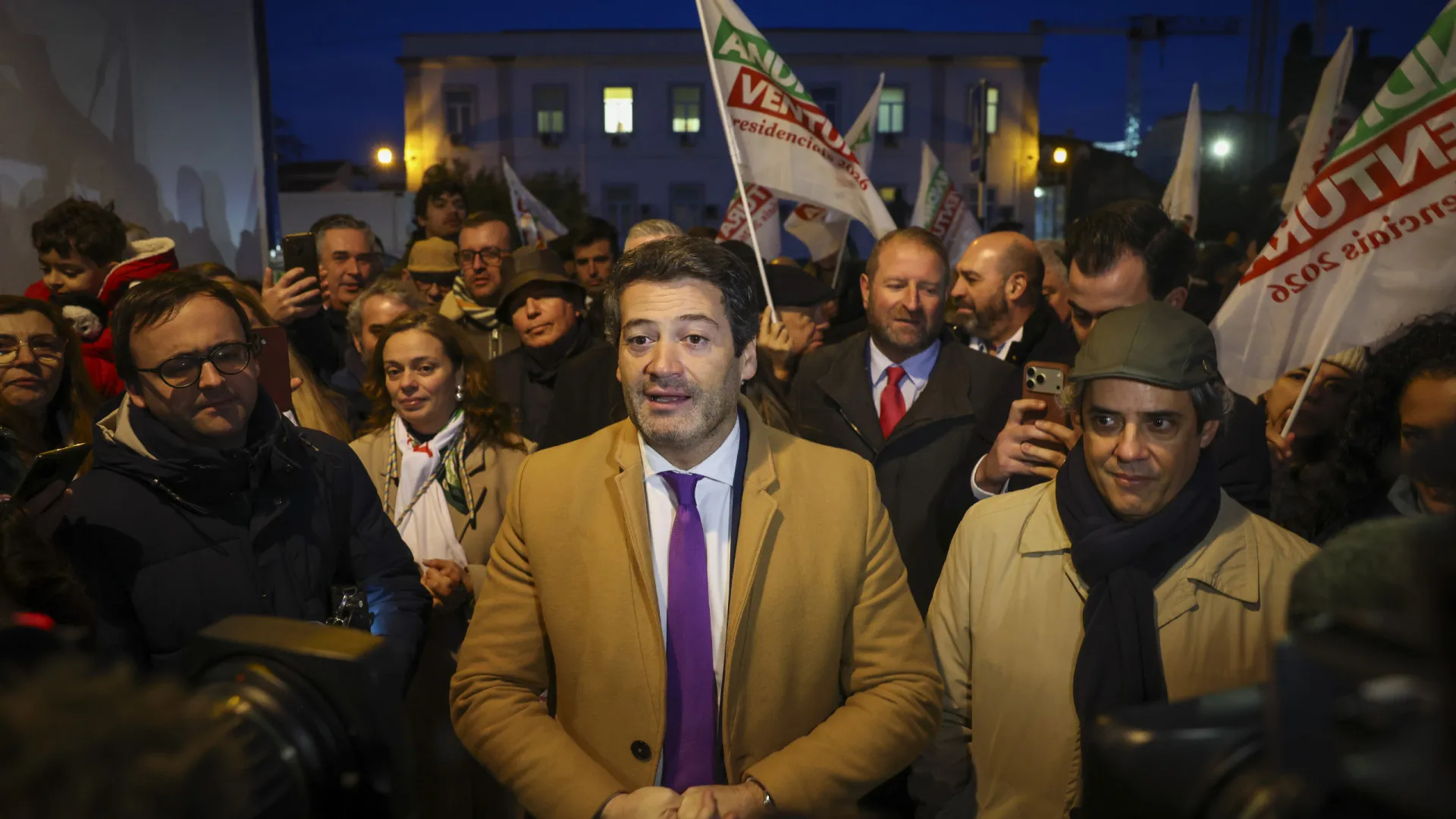 
                    Ventura nega autoritarismo e diz que a sua luta é contra 