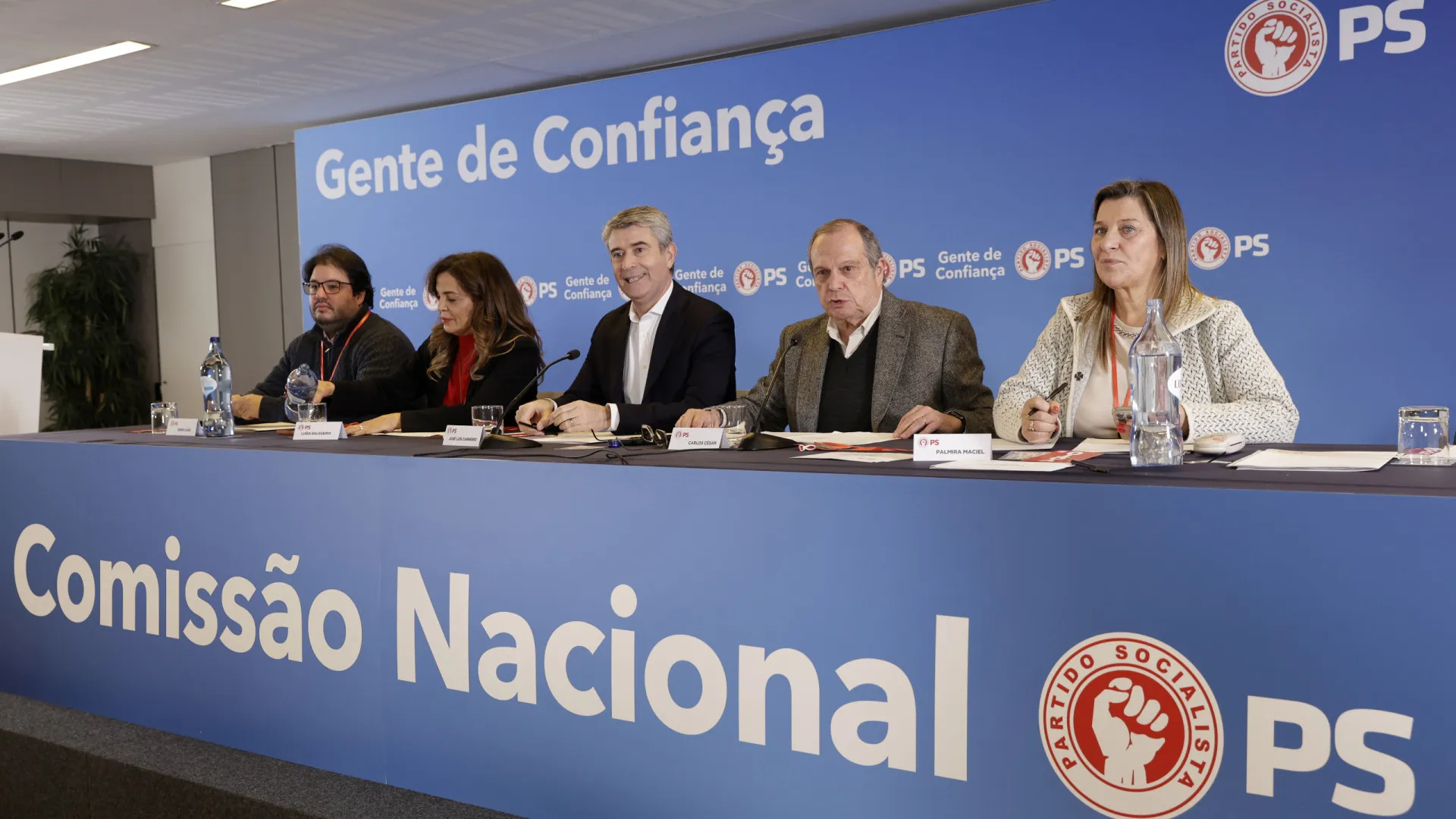 
                    PS aprova diretas a 13 e 14 de março e congresso a 27, 28 e 29
                