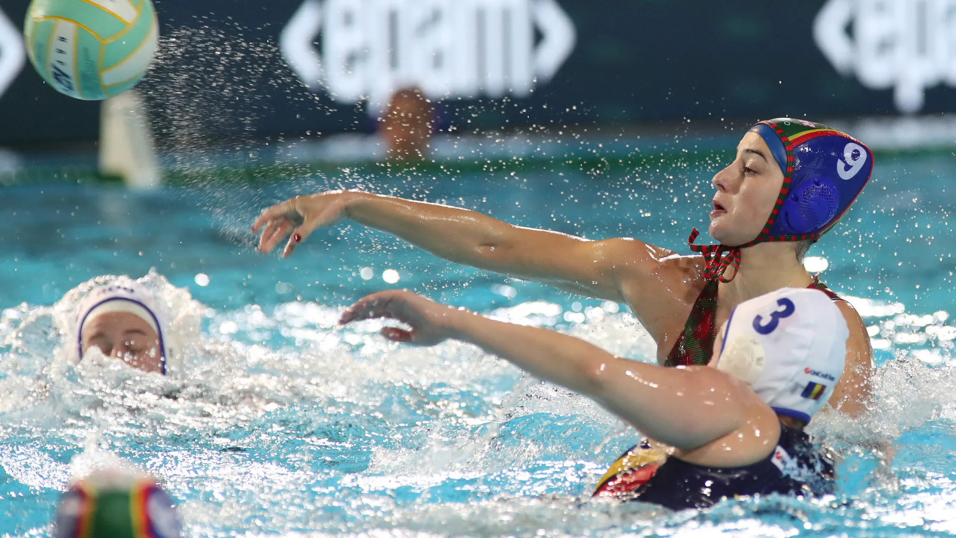 
                    Portugal vence primeiro jogo do europeu feminino ante a Roménia
                