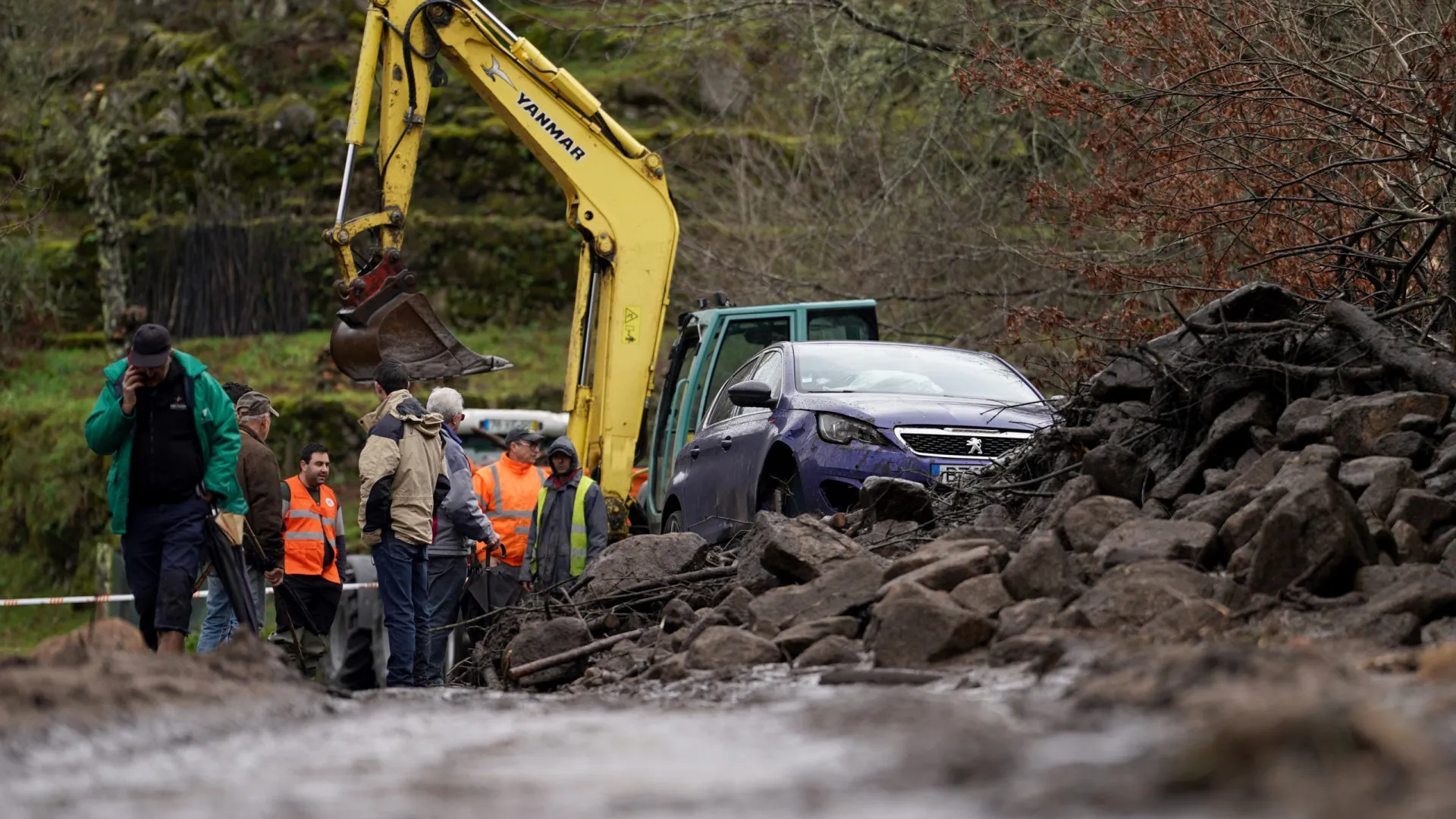 
                    Mais de 1.400 ocorrências em Portugal continental até às 18h00
                