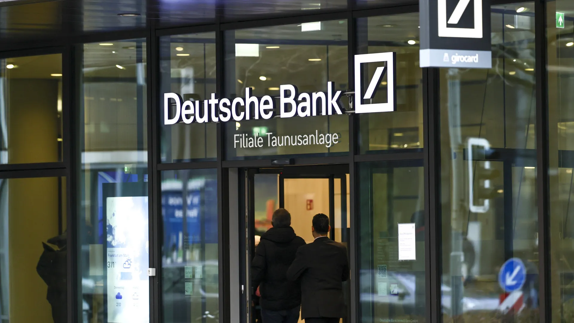 
                    Justiça alemã faz buscas no Deutsche Bank em Frankfurt e Berlim
                