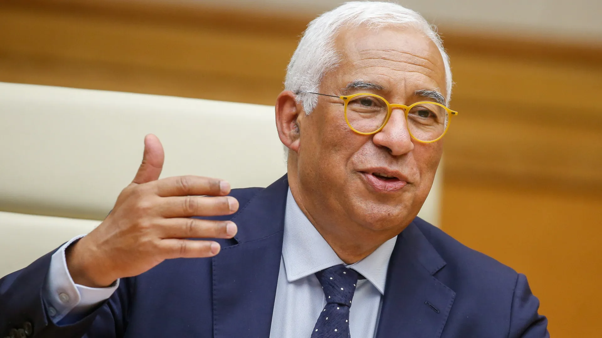 
                    Costa felicitou Seguro. Portugueses demonstraram 