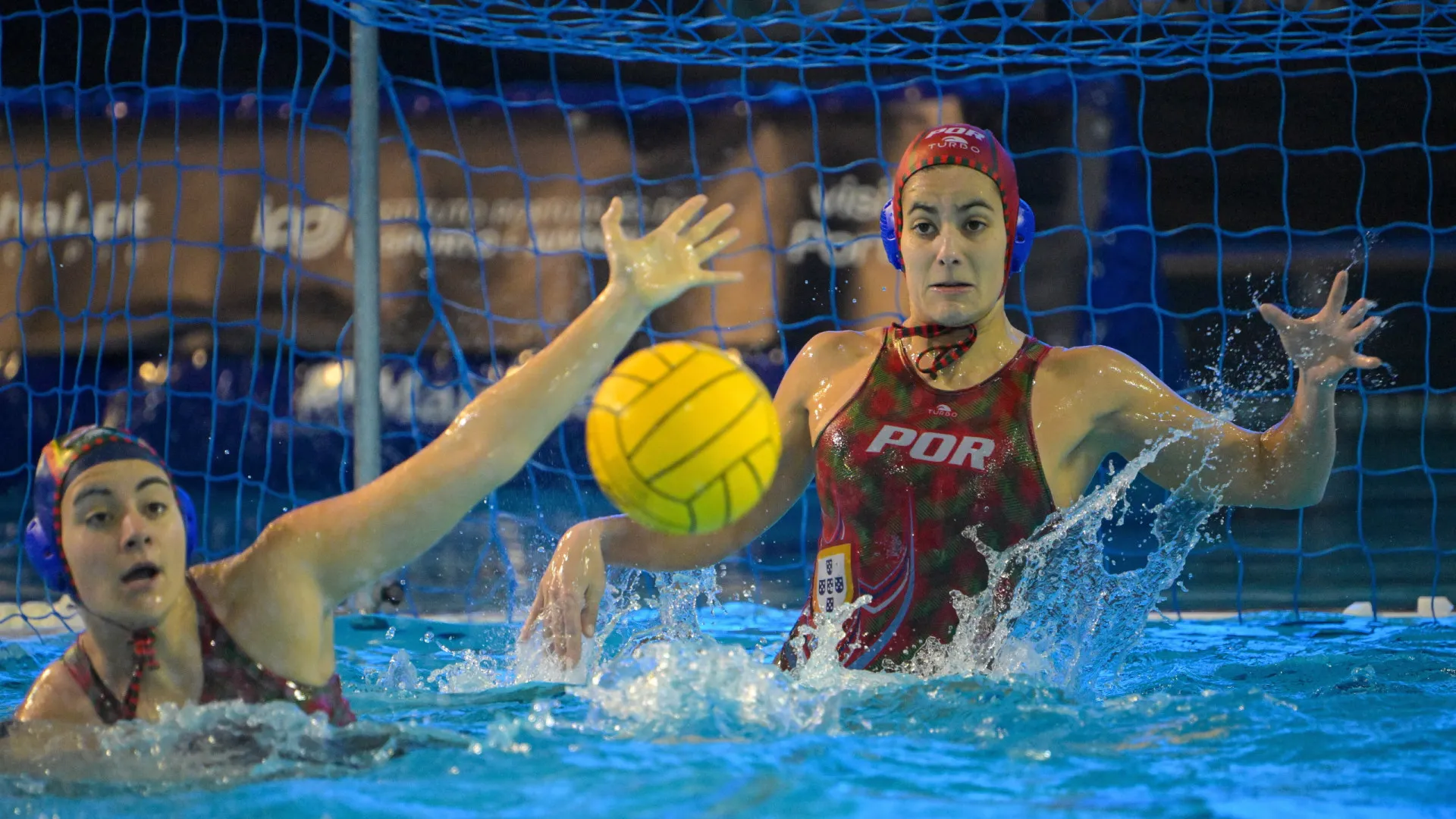 
                    Portugal perde com Hungria e fica em terceiro no grupo do Euro feminino
                