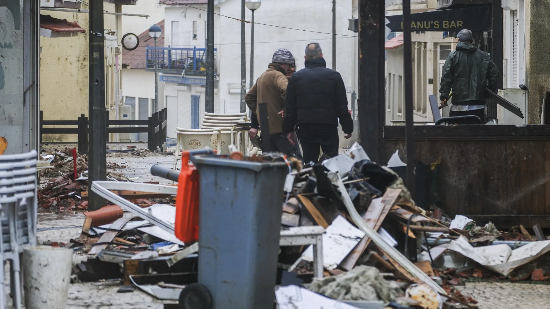 
                    Energia restabelecida em 84% do território de Pedrógão Grande
                